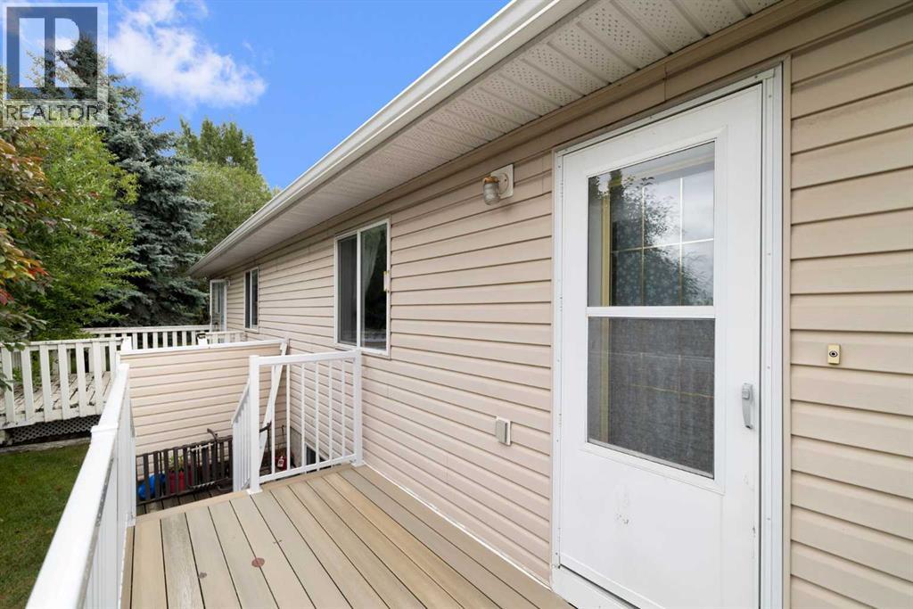 100 Dovista Court Se, Calgary, Alberta T2B 3P4 - Photo 32 - A2337638