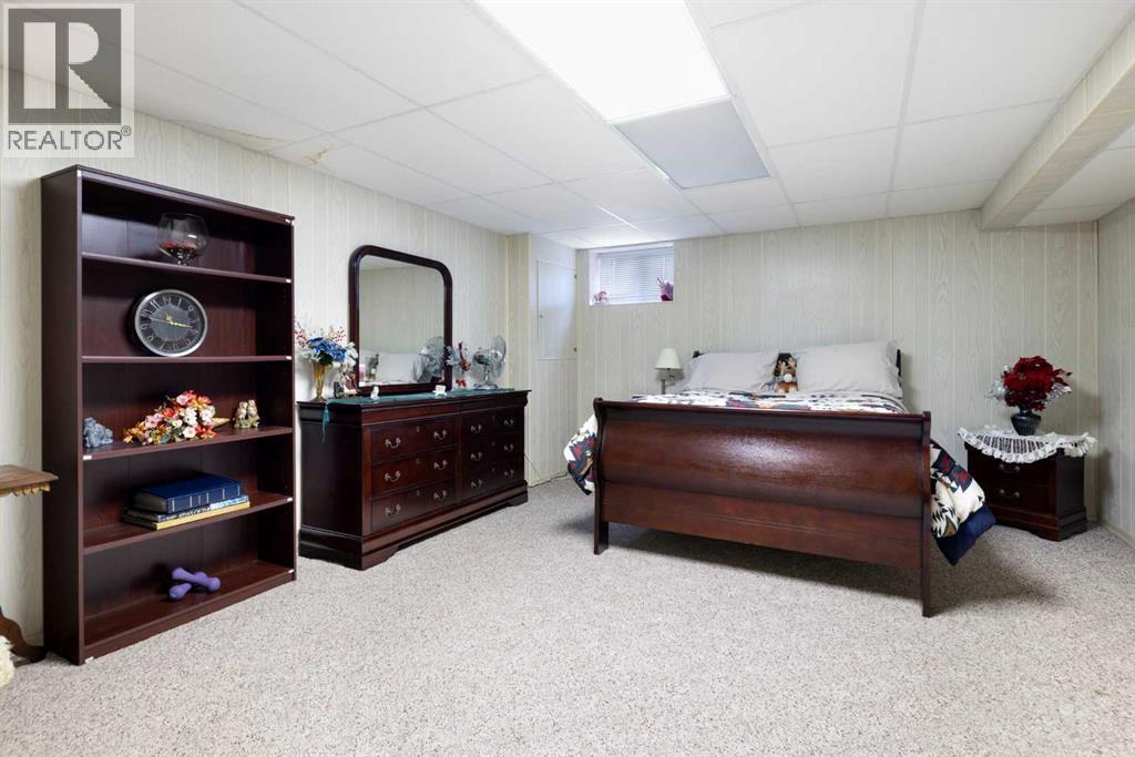 100 Dovista Court Se, Calgary, Alberta T2B 3P4 - Photo 24 - A2337638