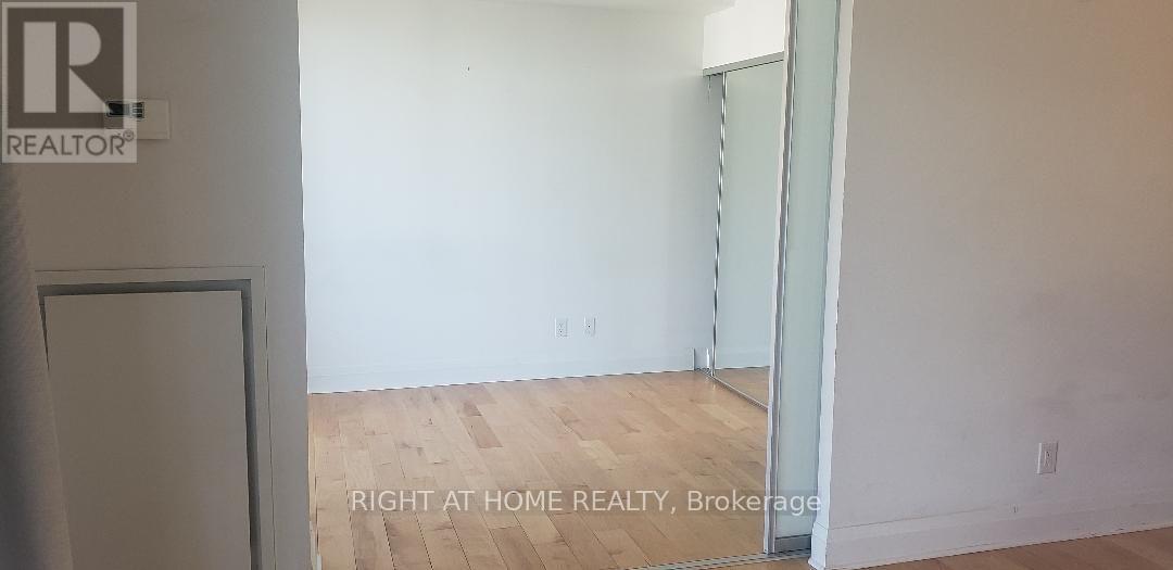1608 - 65 St Mary Street, Toronto, Ontario  M5S 0A6 - Photo 11 - C13680240