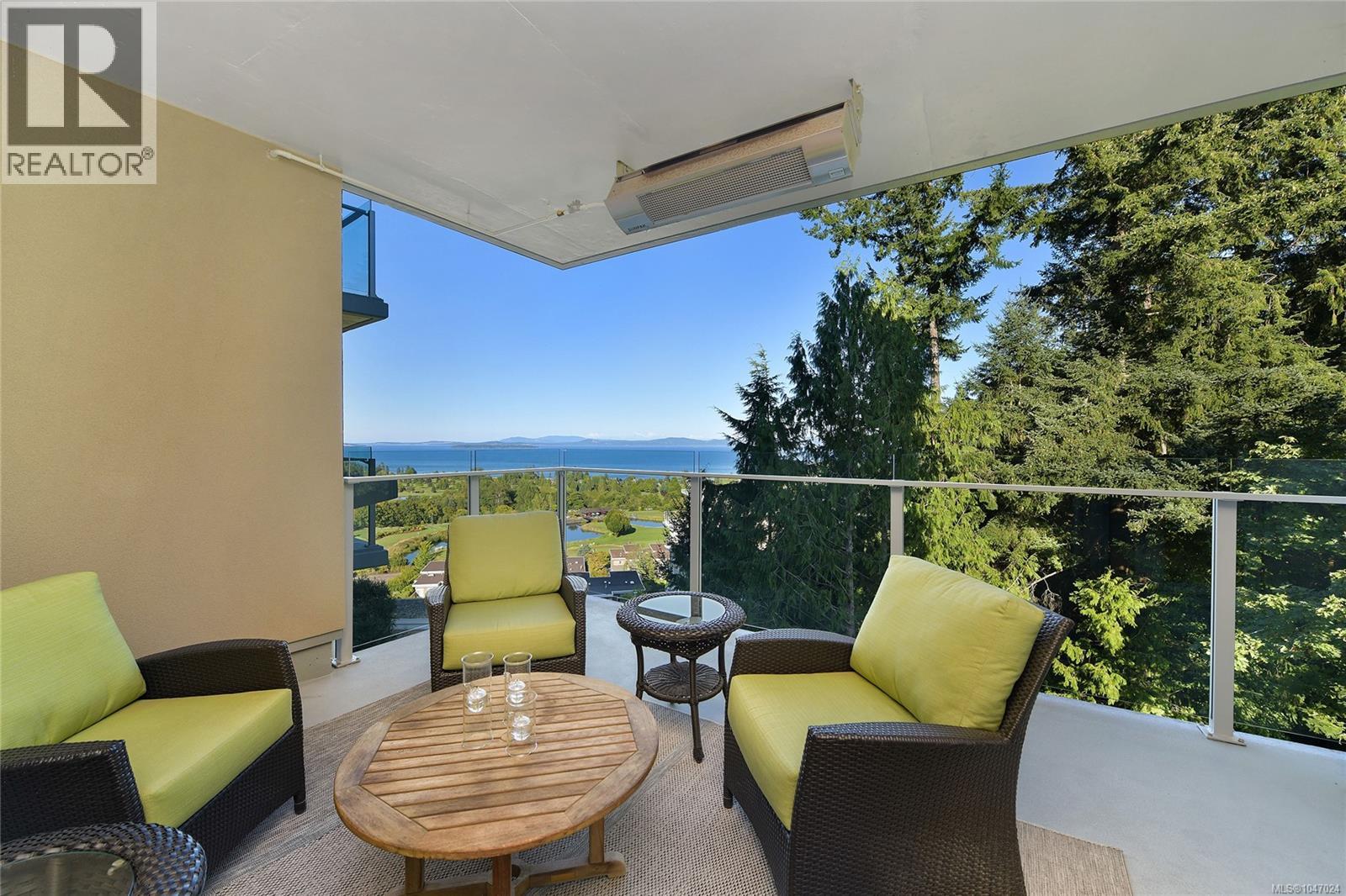 506 5388 Hill Rise Terr, Saanich, British Columbia  V8Y 3K3 - Photo 8 - 1047024