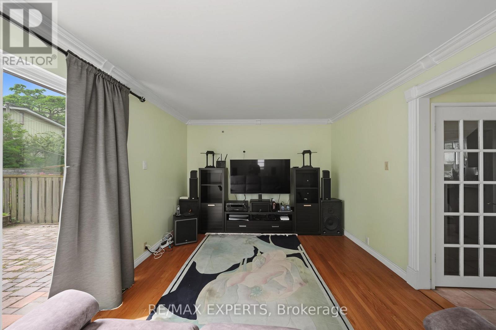 71 Dogwood Crescent, Toronto, Ontario  M1P 3N5 - Photo 10 - E13680360