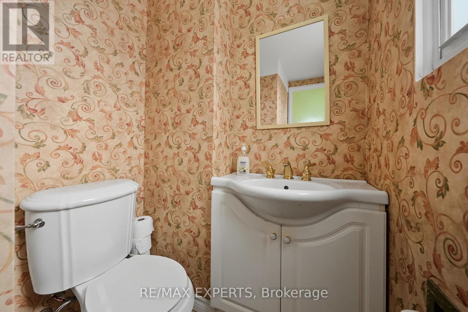 71 Dogwood Crescent, Toronto, Ontario  M1P 3N5 - Photo 22 - E13680360