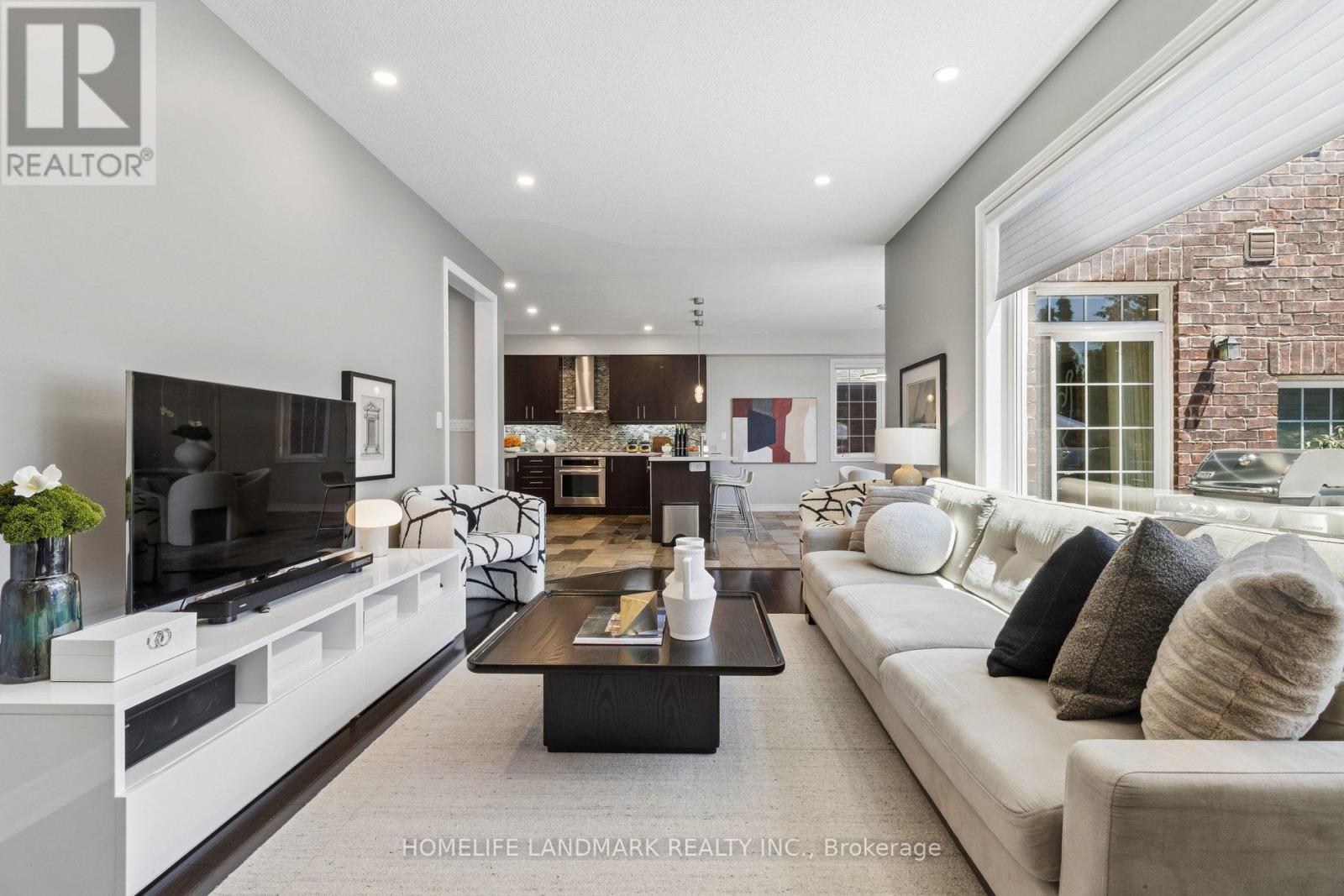 45 Russell Dawson Road, Markham, Ontario  L6C 0H1 - Photo 16 - N13674206