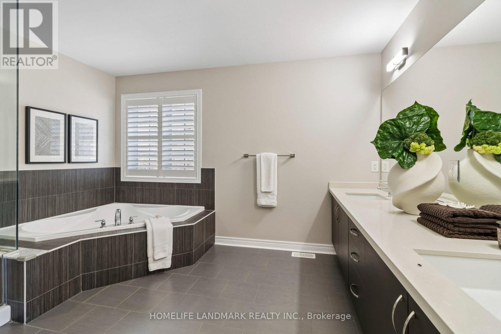 45 Russell Dawson Road, Markham, Ontario  L6C 0H1 - Photo 24 - N13674206
