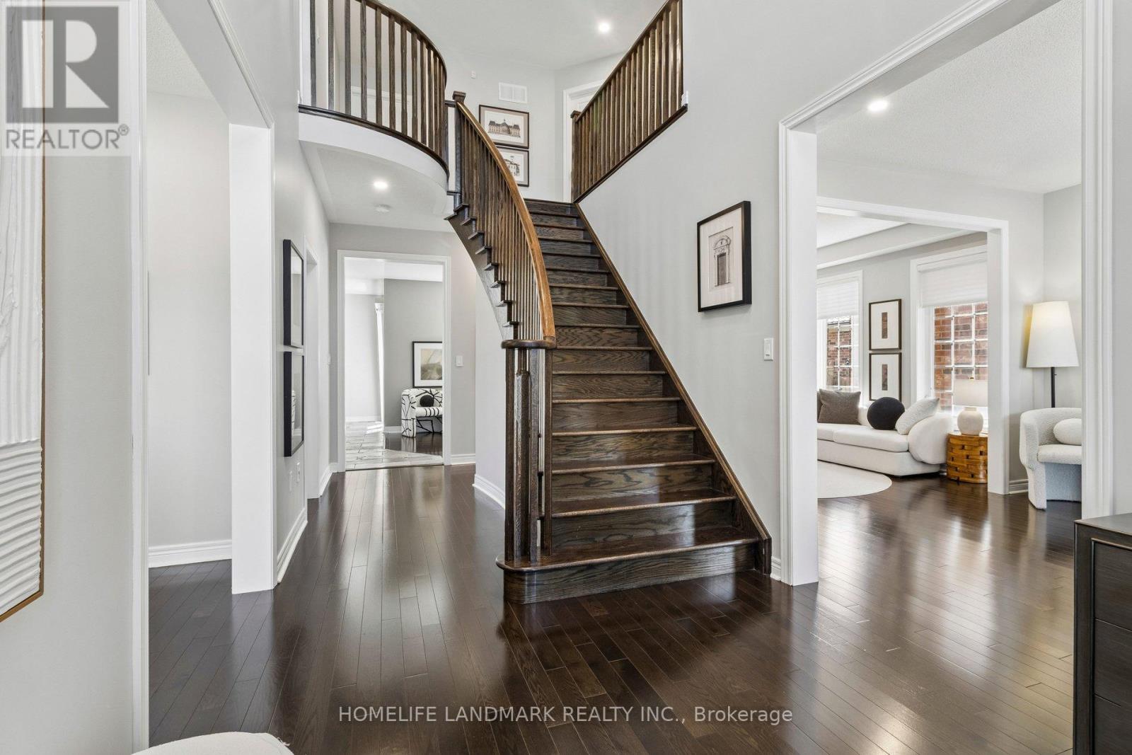 45 Russell Dawson Road, Markham, Ontario  L6C 0H1 - Photo 3 - N13674206