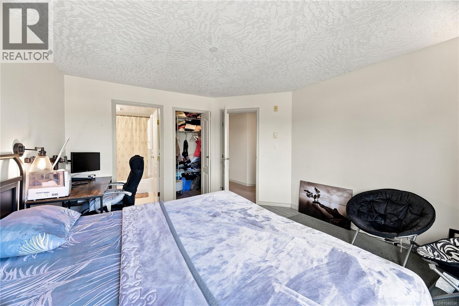 303 3700 Carey Rd, Saanich, British Columbia  V8Z 4C2 - Photo 10 - 1046534