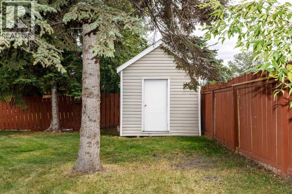 27 Martin Close, Red Deer, Alberta  T4N 0G9 - Photo 33 - A2337662