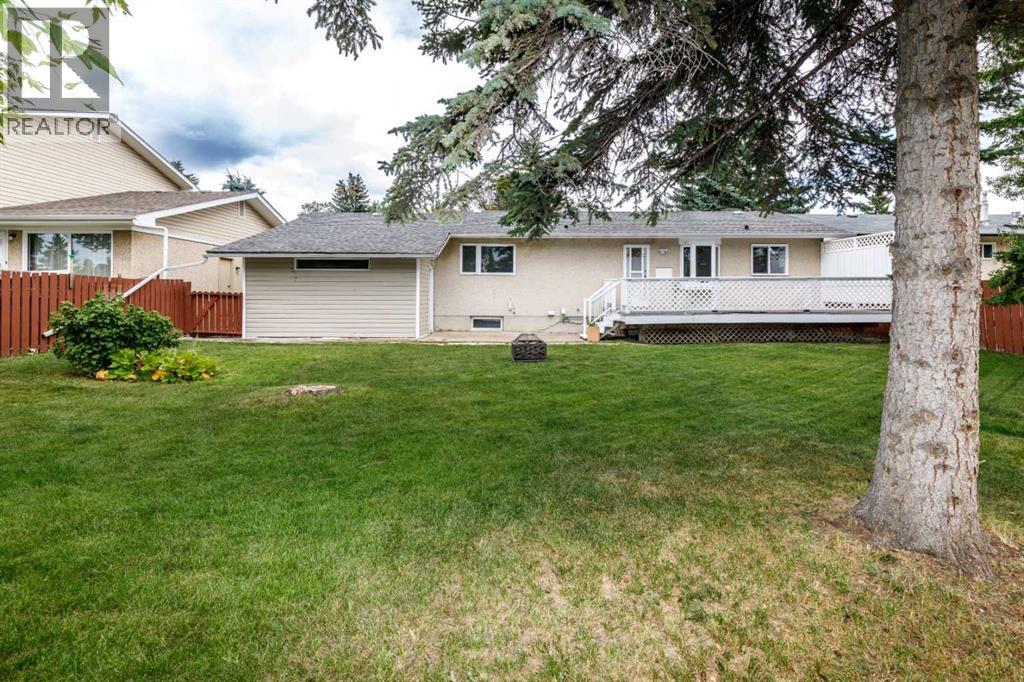 27 Martin Close, Red Deer, Alberta  T4N 0G9 - Photo 35 - A2337662