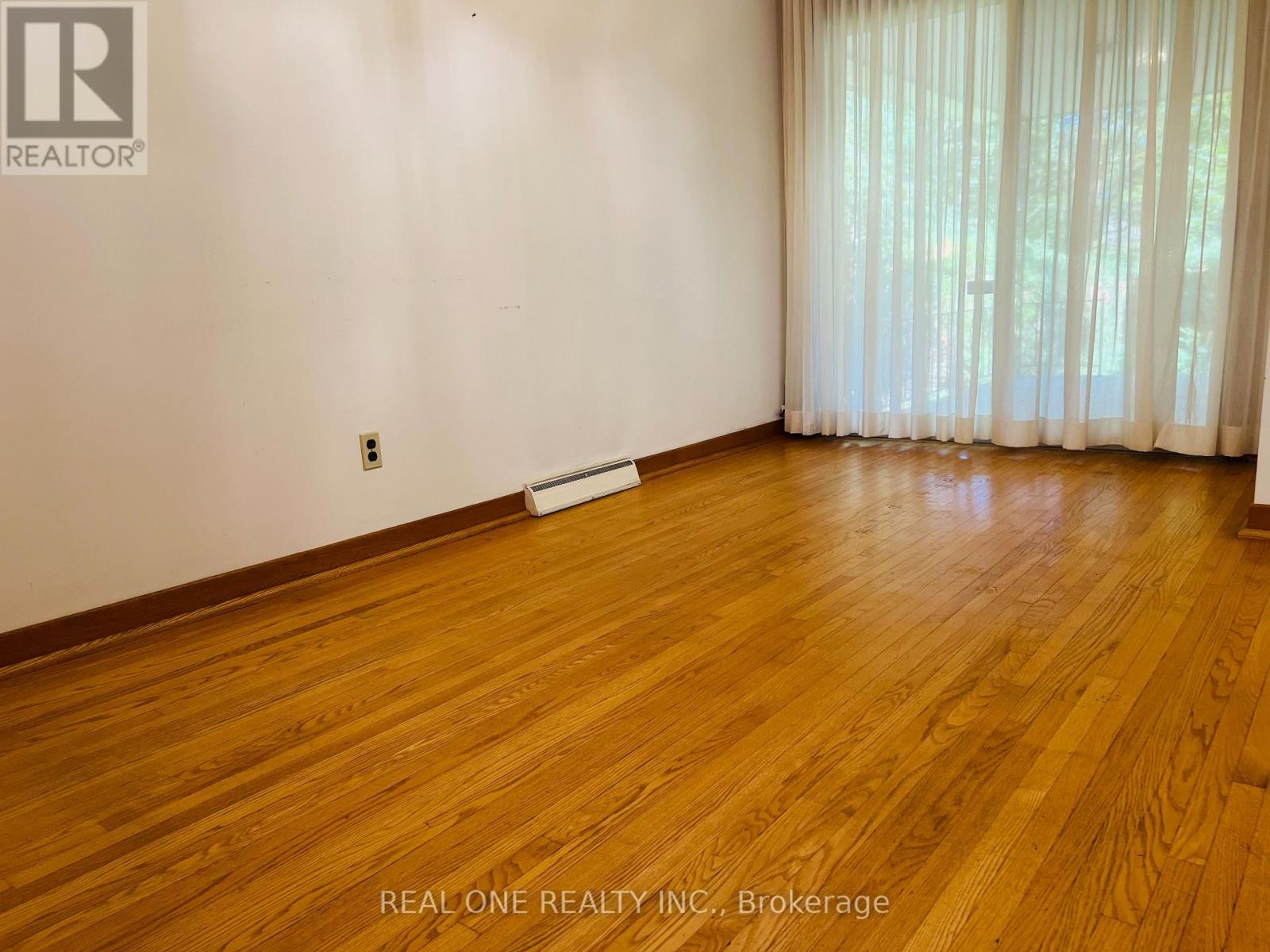 275 Parkview Avenue, Toronto, Ontario M2N 3Z3 - Photo 6 - C13678304