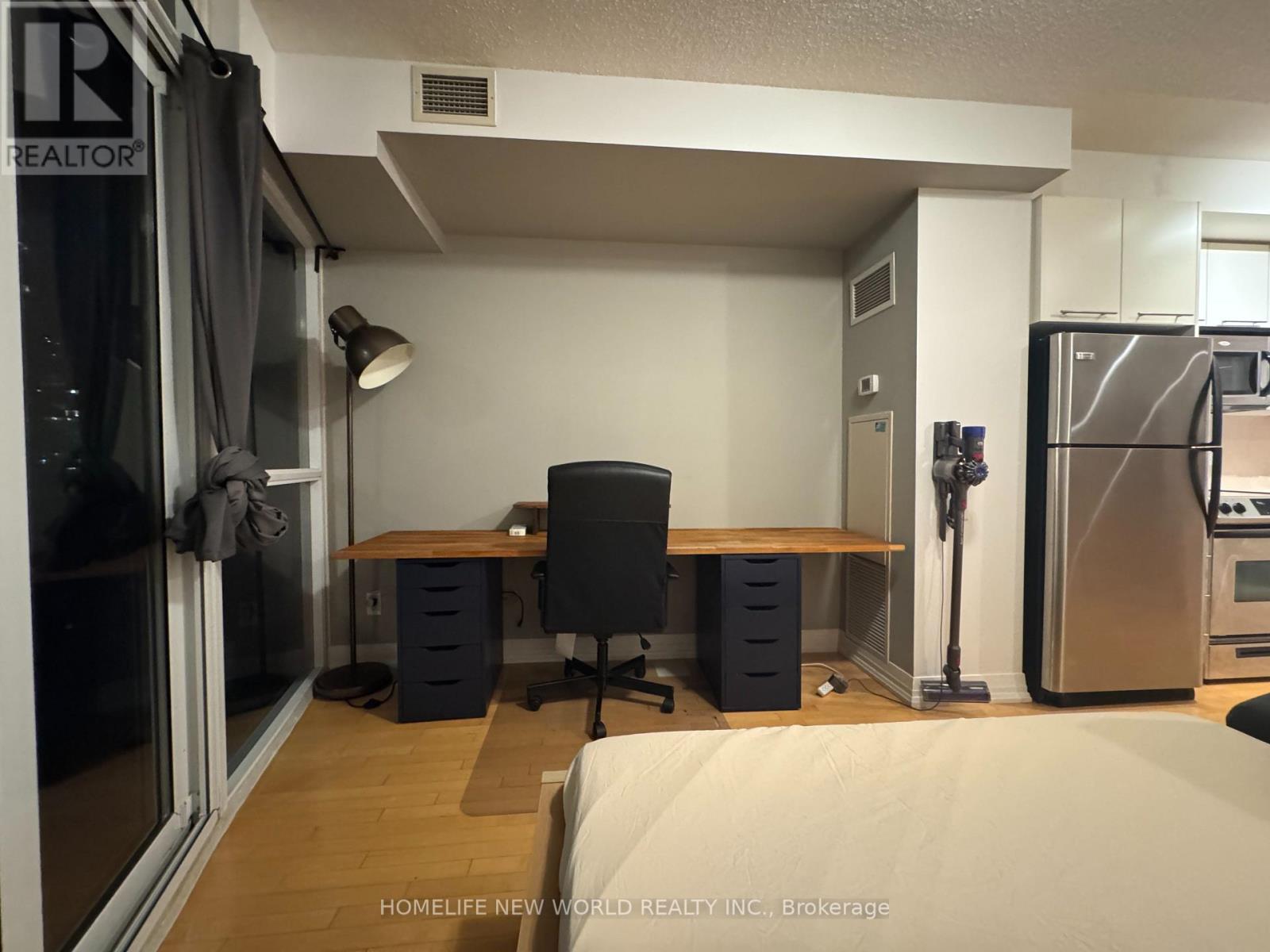 3008 - 21 Carlton Street, Toronto, Ontario  M5B 1L3 - Photo 11 - C13680368