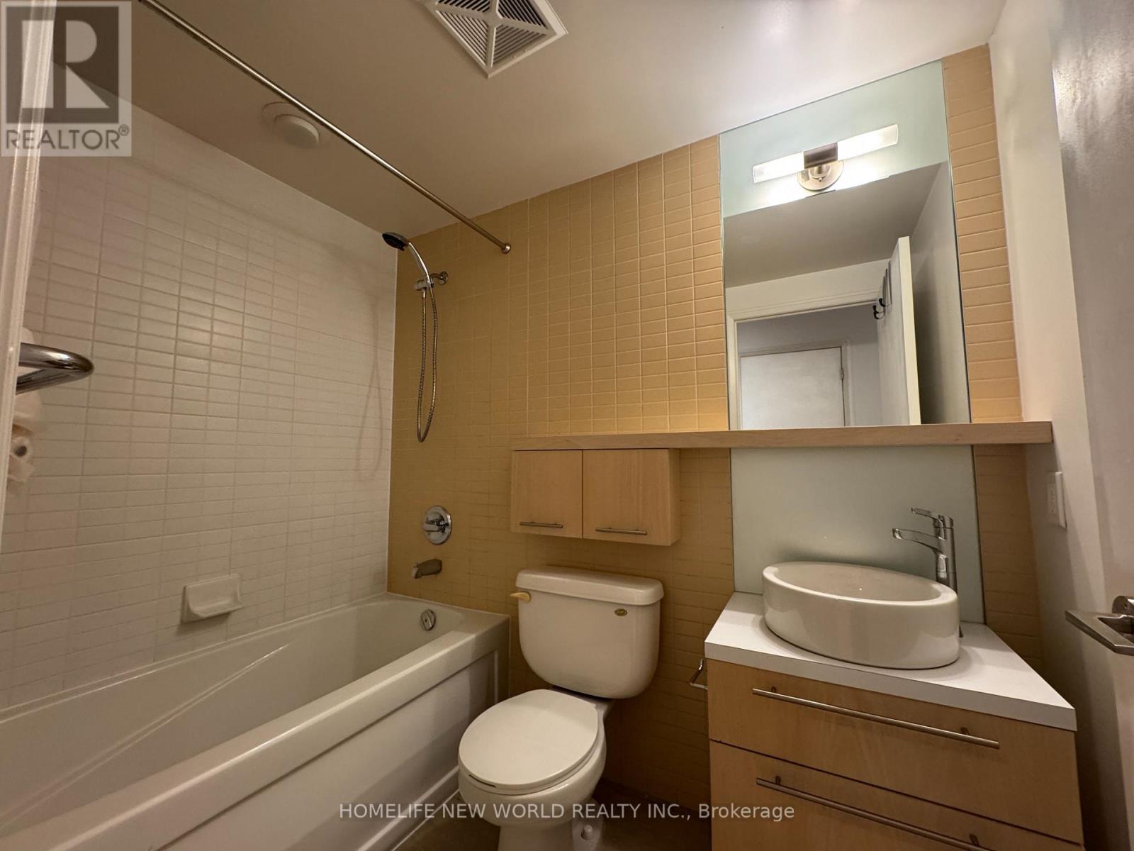 3008 - 21 Carlton Street, Toronto, Ontario  M5B 1L3 - Photo 14 - C13680368