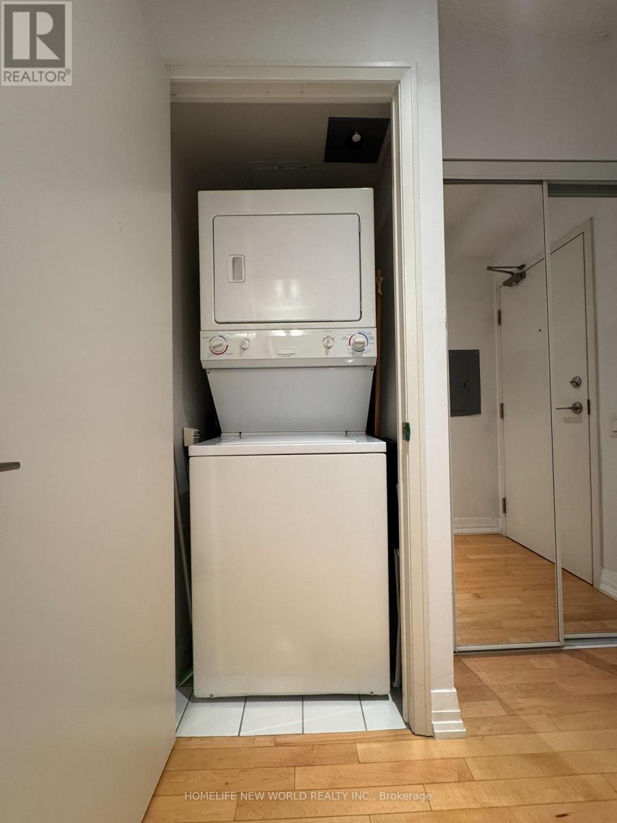 3008 - 21 Carlton Street, Toronto, Ontario  M5B 1L3 - Photo 15 - C13680368