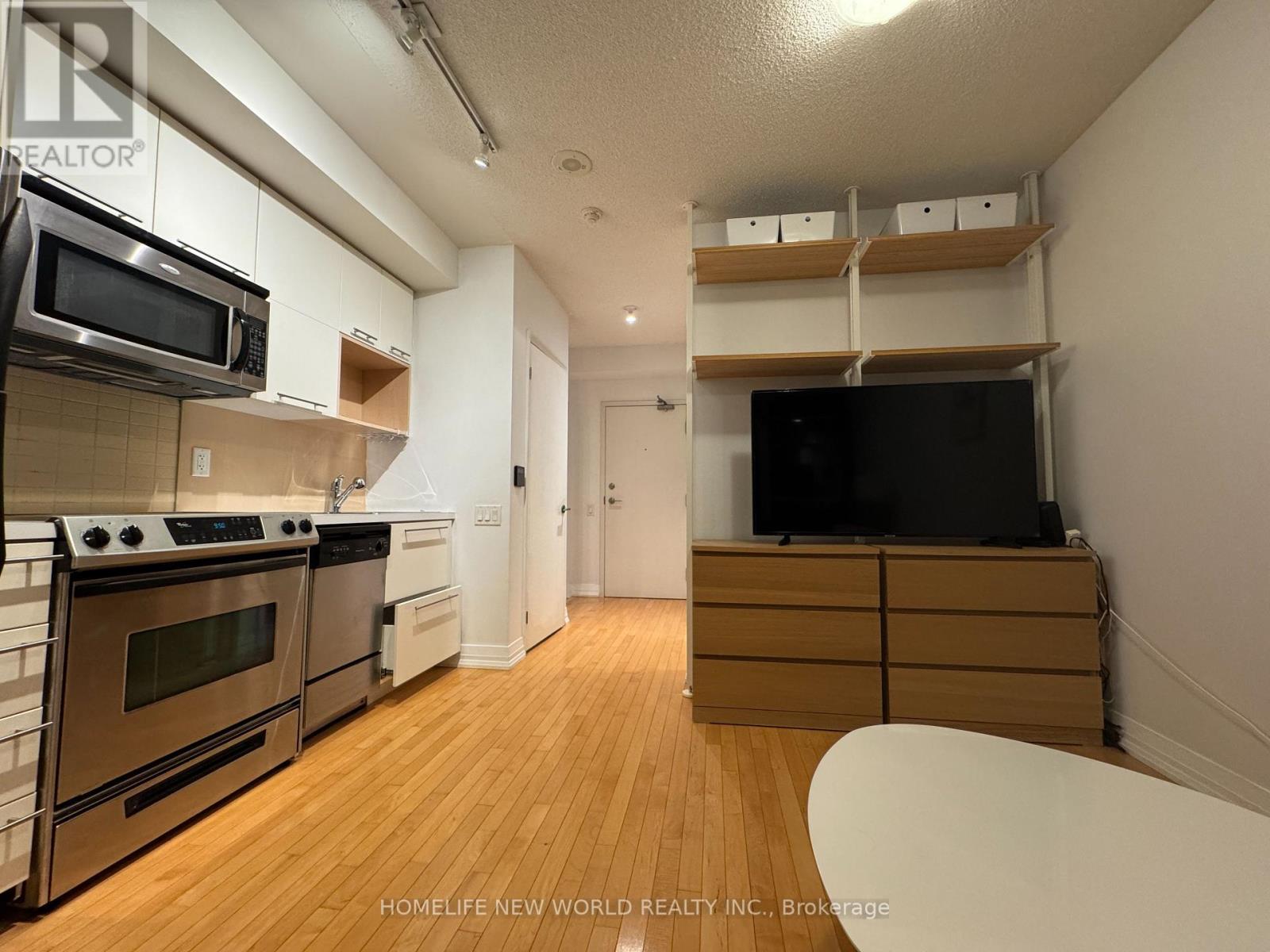 3008 - 21 Carlton Street, Toronto, Ontario  M5B 1L3 - Photo 9 - C13680368
