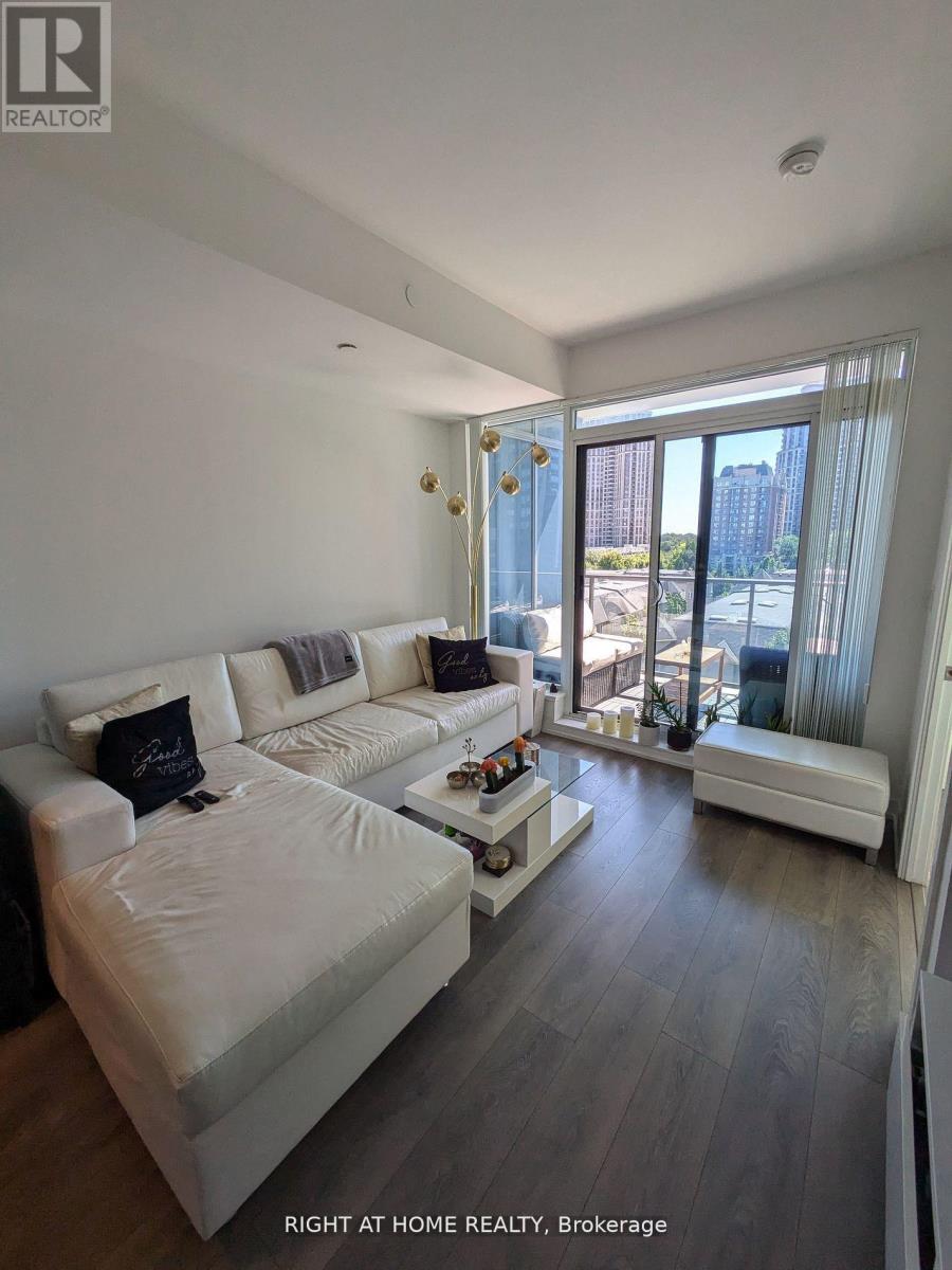 706 - 28 Avondale Avenue, Toronto, Ontario M2N 0K2 - Photo 3 - C13680370
