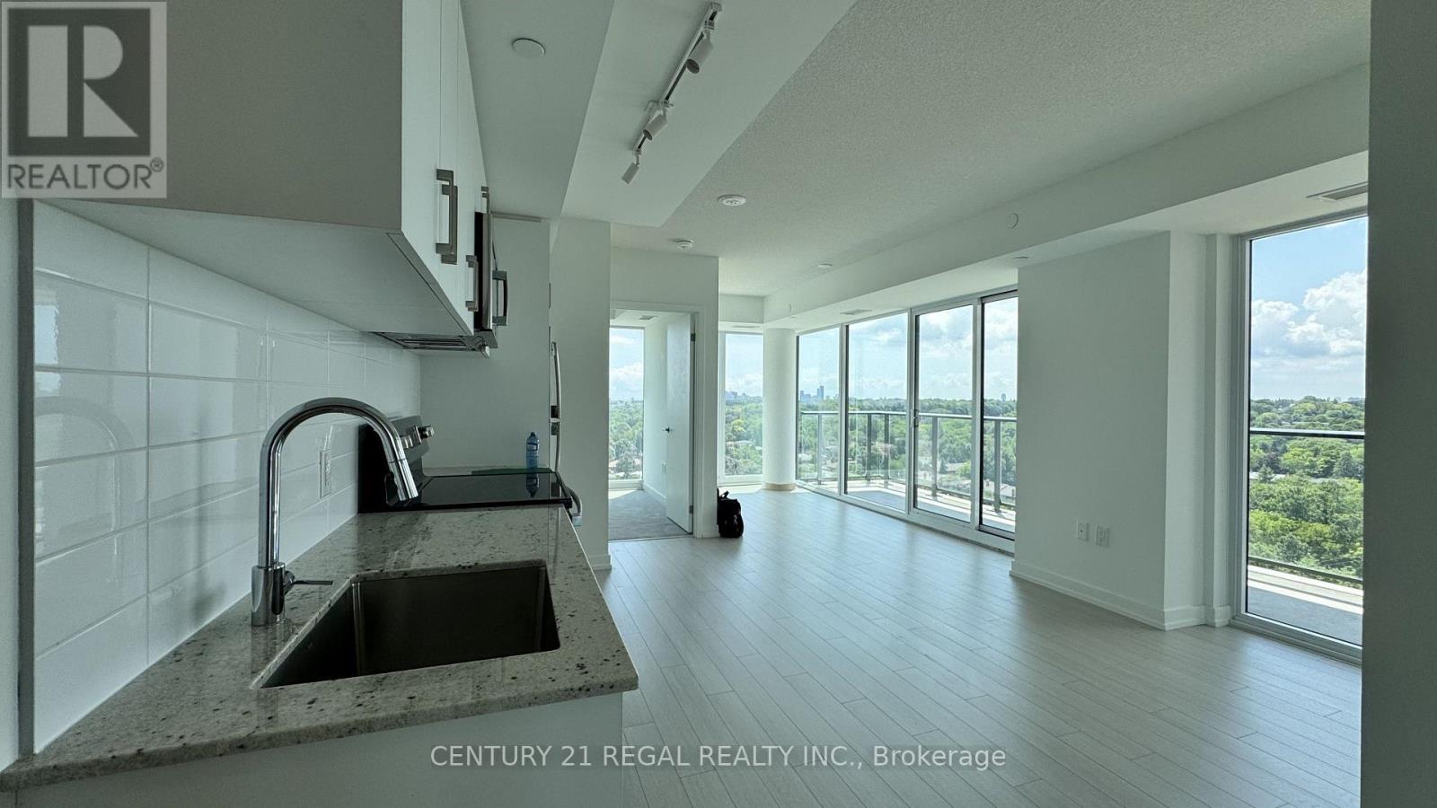 1210 - 4010 Eglinton Avenue, Toronto, Ontario  M9A 0G5 - Photo 10 - W13680366