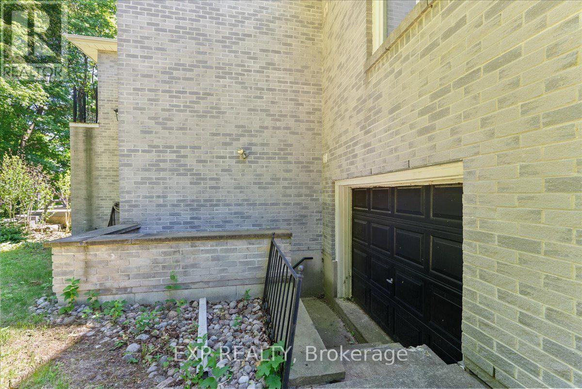 67 Agincourt Drive, Toronto, Ontario  M1S 1M7 - Photo 38 - E13674800