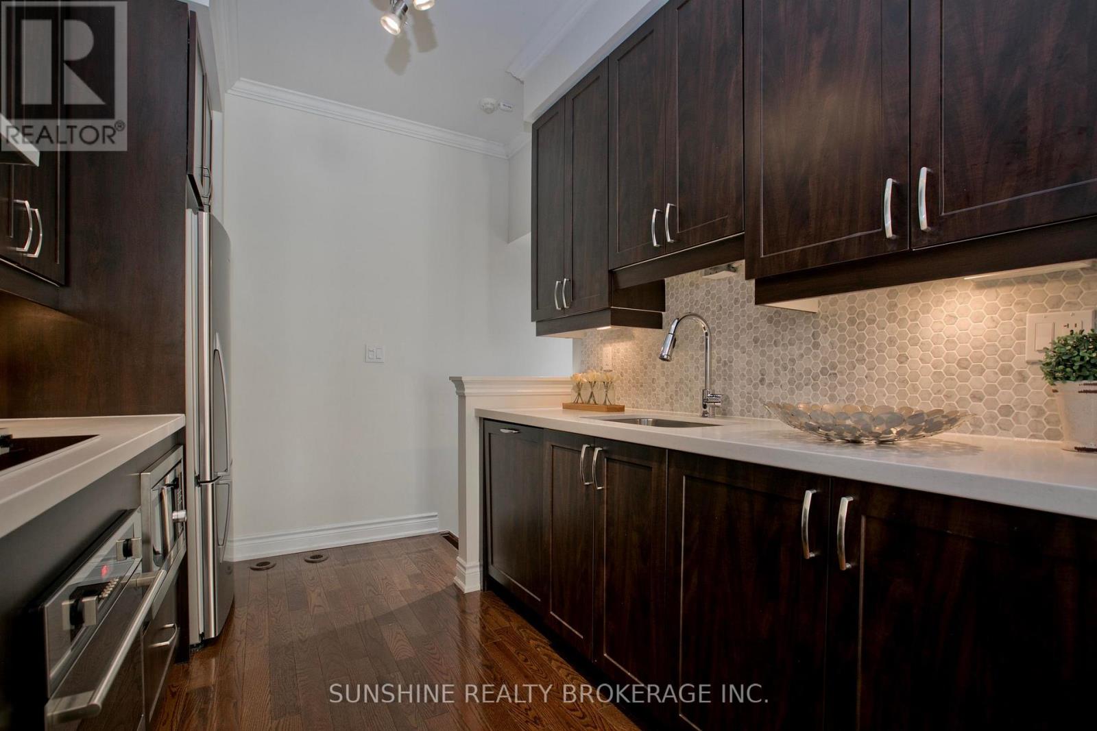 12 - 20 Hargrave Lane, Toronto, Ontario  M4N 0A4 - Photo 13 - C13680384