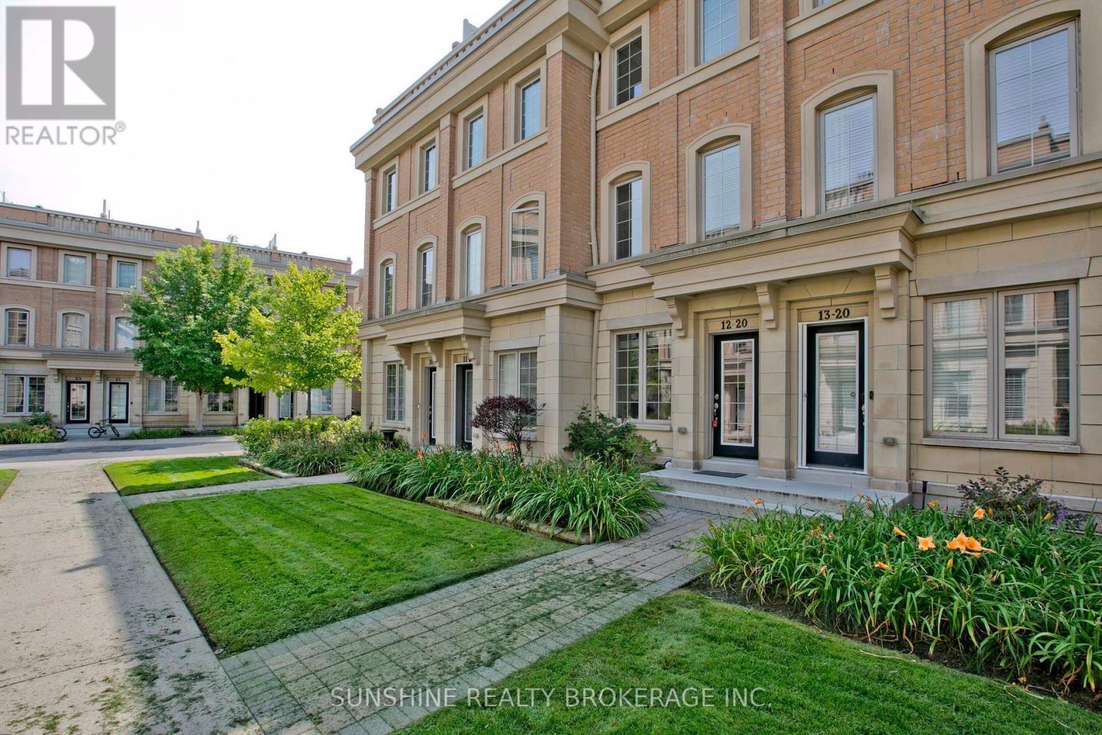 12 - 20 Hargrave Lane, Toronto, Ontario  M4N 0A4 - Photo 3 - C13680384