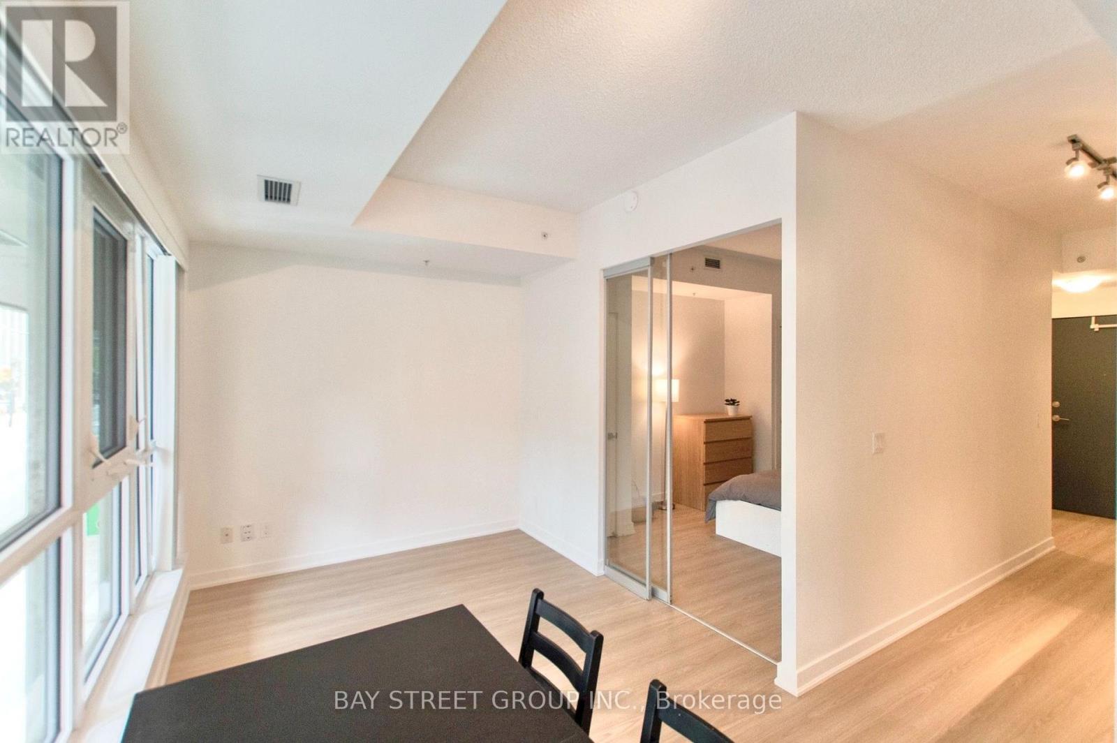203 - 199 Richmond Street W, Toronto, Ontario  M5V 0H4 - Photo 8 - C13680386