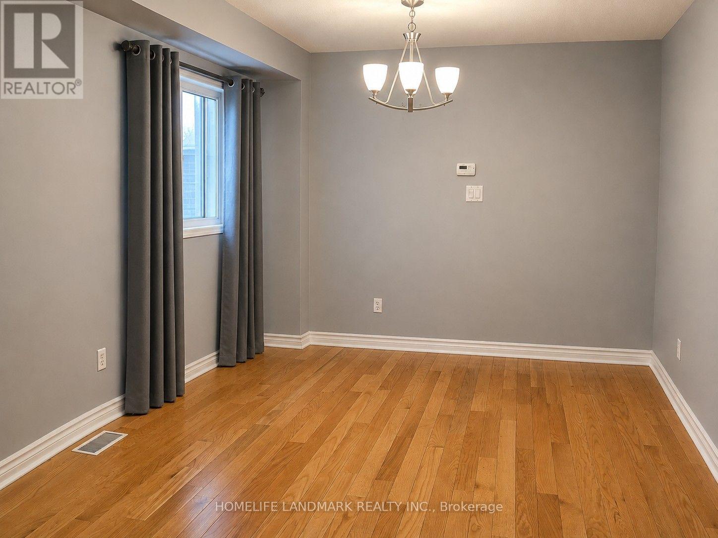 16 Torada Court, Brampton, Ontario  L7A 1H6 - Photo 3 - W13680388