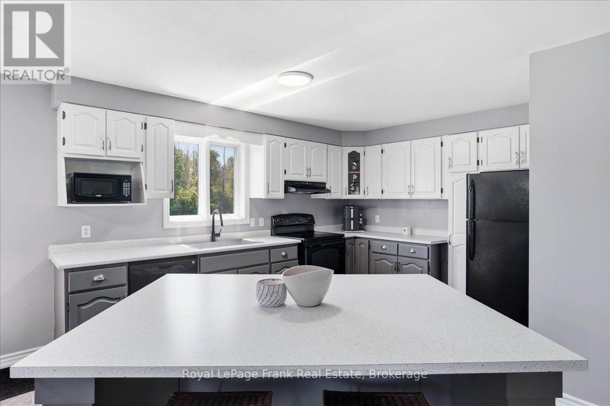 1400 Casey Road, Belleville, Ontario  K8N 4Z6 - Photo 19 - X13547356