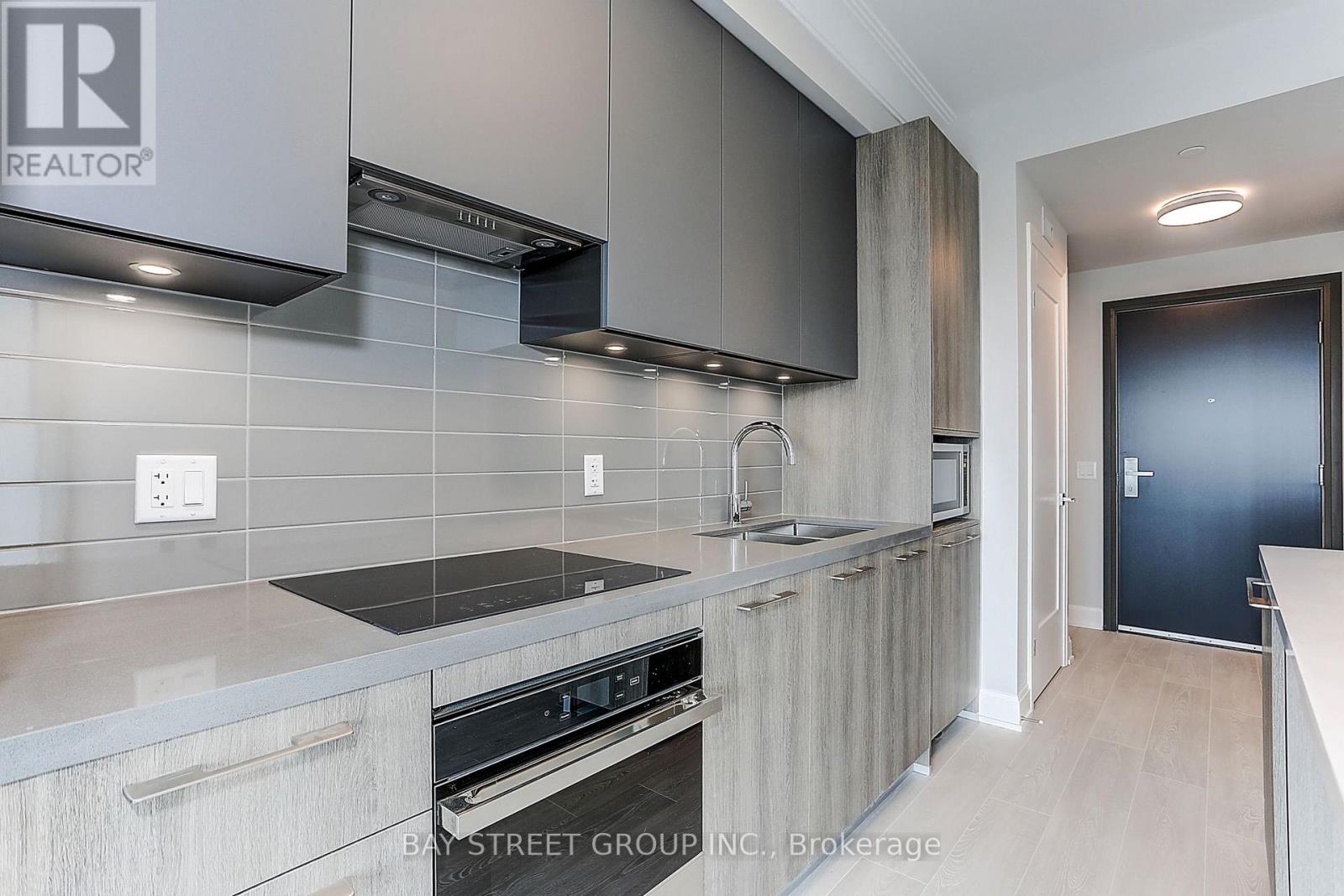 3103 - 8 Water Walk Drive, Markham, Ontario  L3R 6L4 - Photo 11 - N13680398