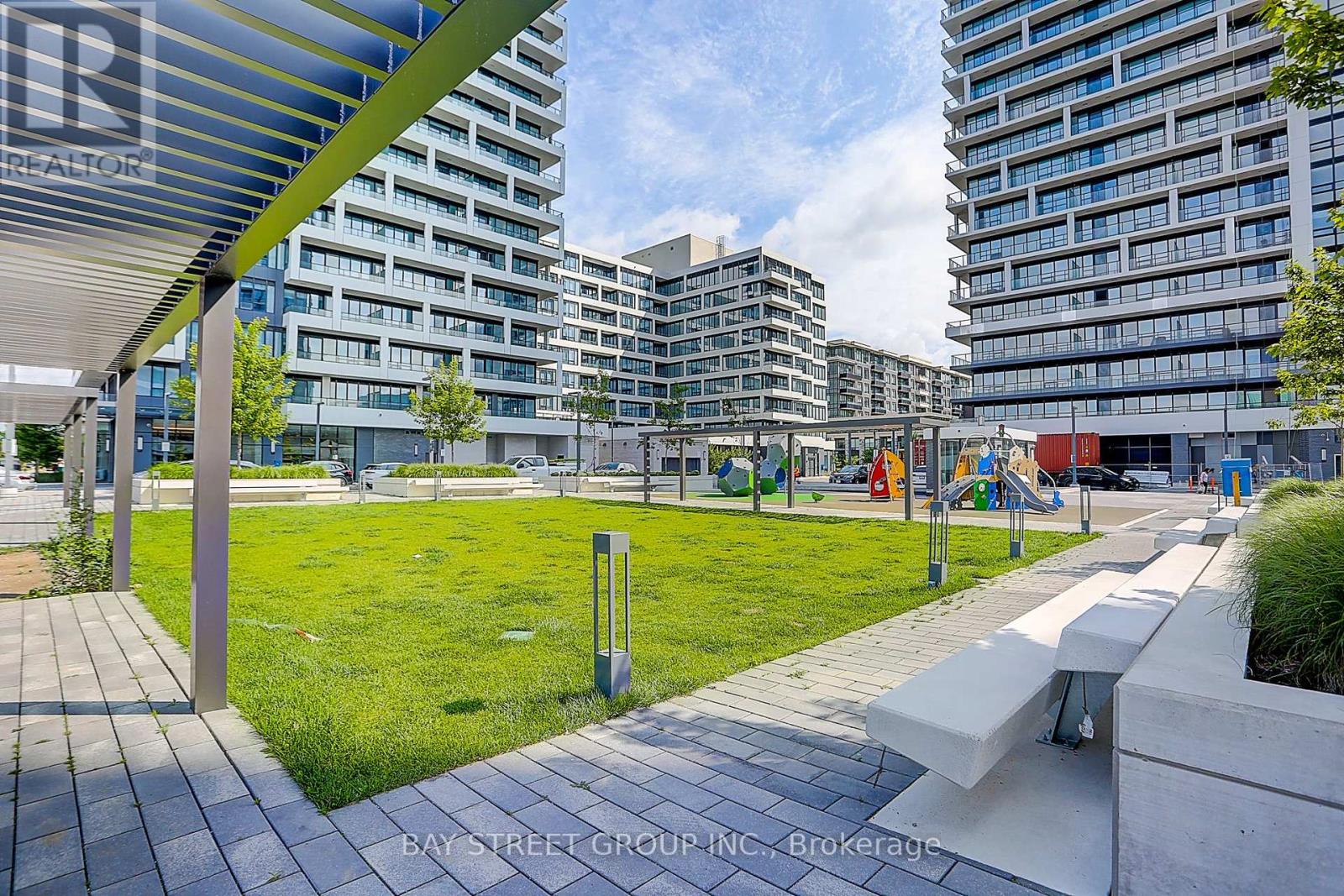 3103 - 8 Water Walk Drive, Markham, Ontario  L3R 6L4 - Photo 2 - N13680398