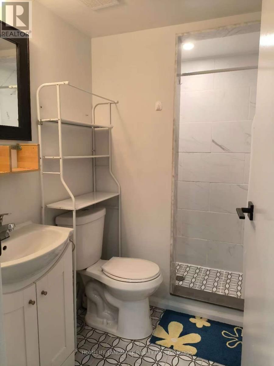 818 - 75 Weldrick Road E, Richmond Hill, Ontario  L4C 0H9 - Photo 14 - N13680400