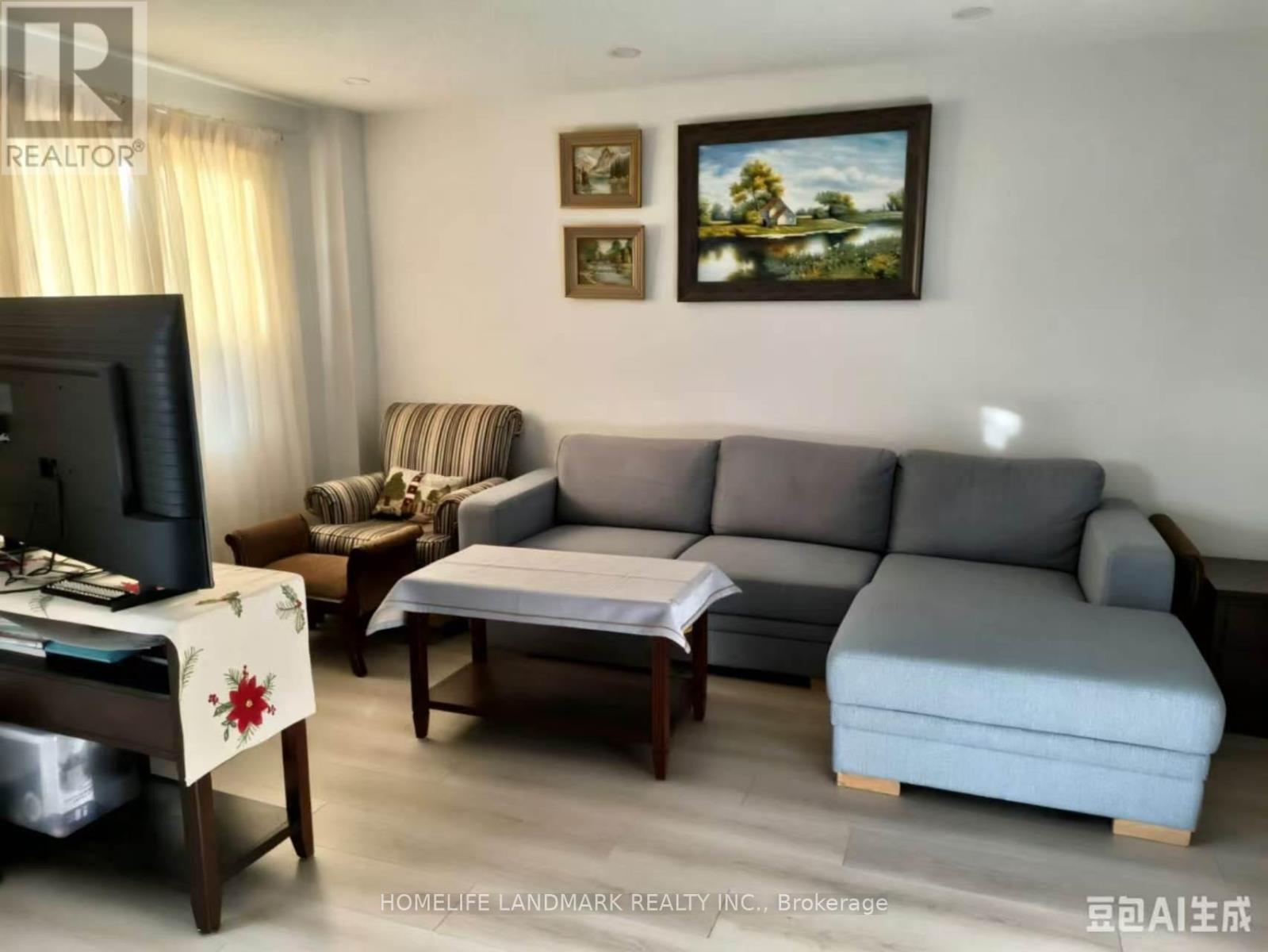 818 - 75 Weldrick Road E, Richmond Hill, Ontario  L4C 0H9 - Photo 2 - N13680400