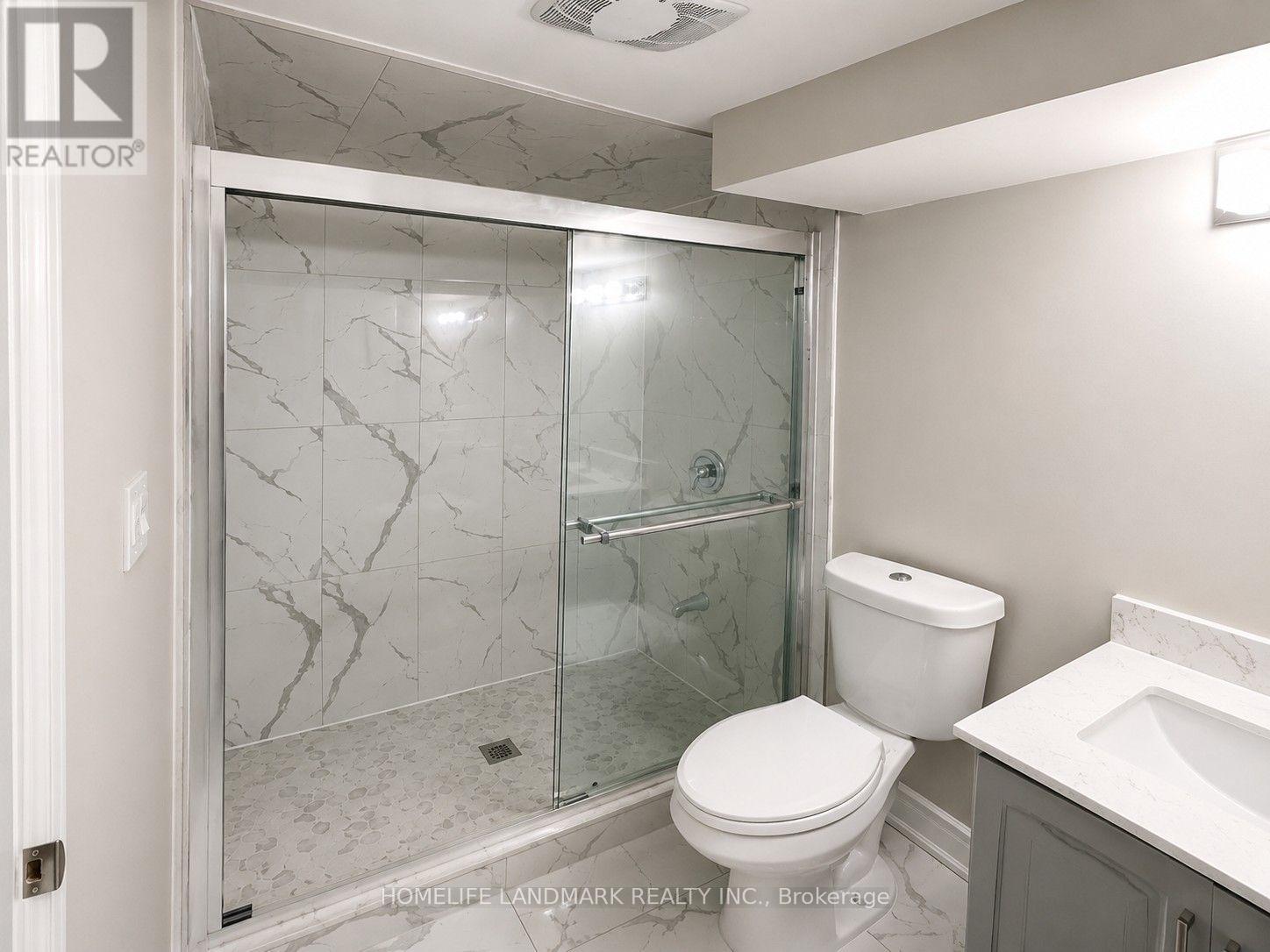 16 Torada Court, Brampton, Ontario  L7A 1H6 - Photo 3 - W13680390