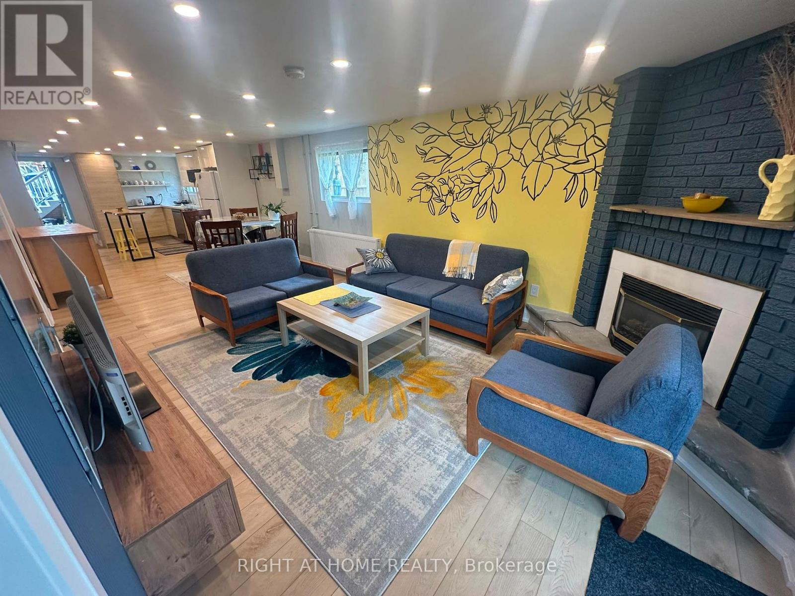 4076 Woodington Drive, Mississauga, Ontario  L4Z 1K2 - Photo 17 - W13680394