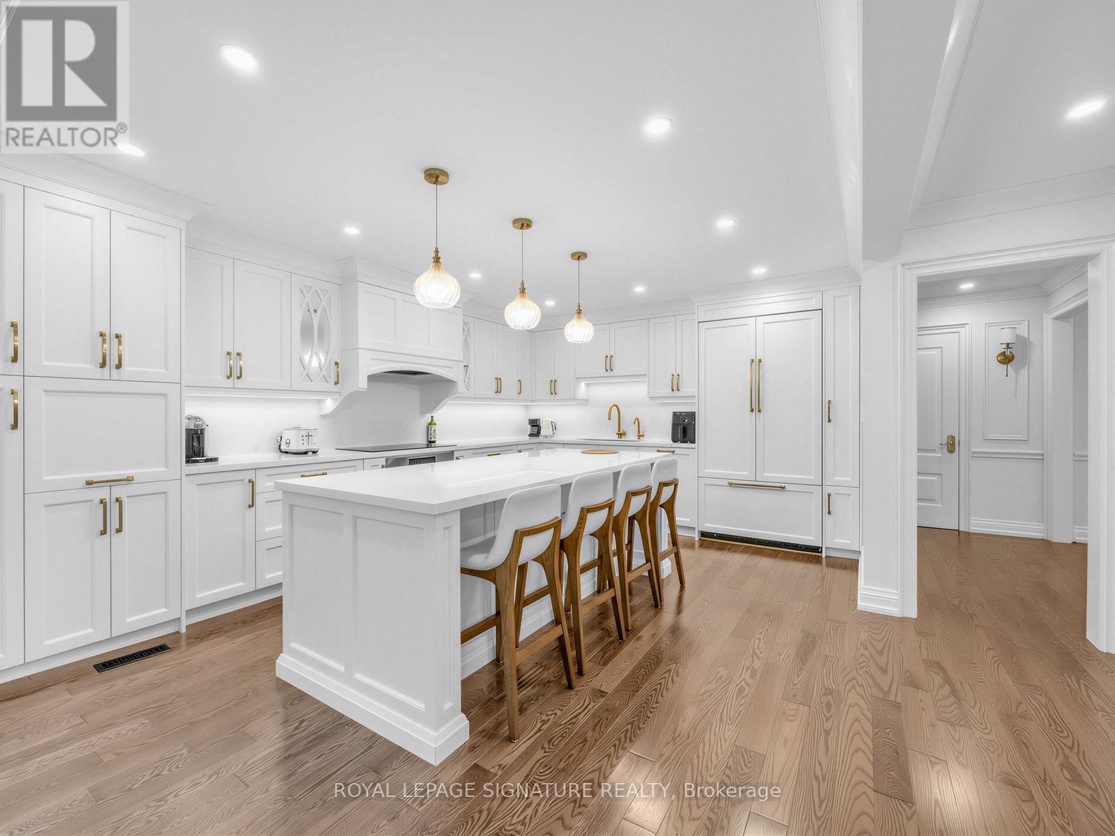 1415 Avonbridge Drive, Mississauga, Ontario  L5G 3G6 - Photo 12 - W13680396