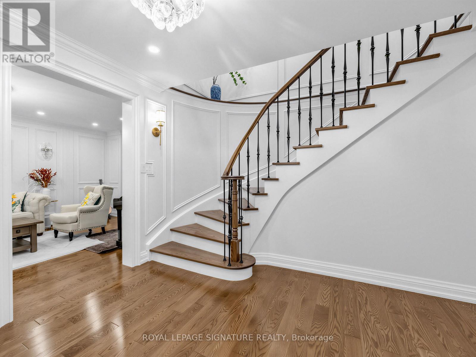 1415 Avonbridge Drive, Mississauga, Ontario  L5G 3G6 - Photo 21 - W13680396