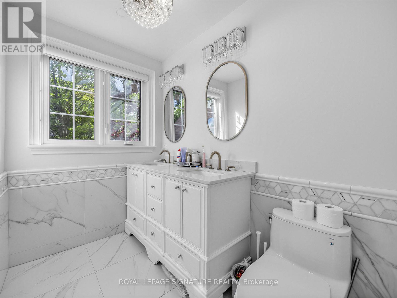 1415 Avonbridge Drive, Mississauga, Ontario  L5G 3G6 - Photo 30 - W13680396