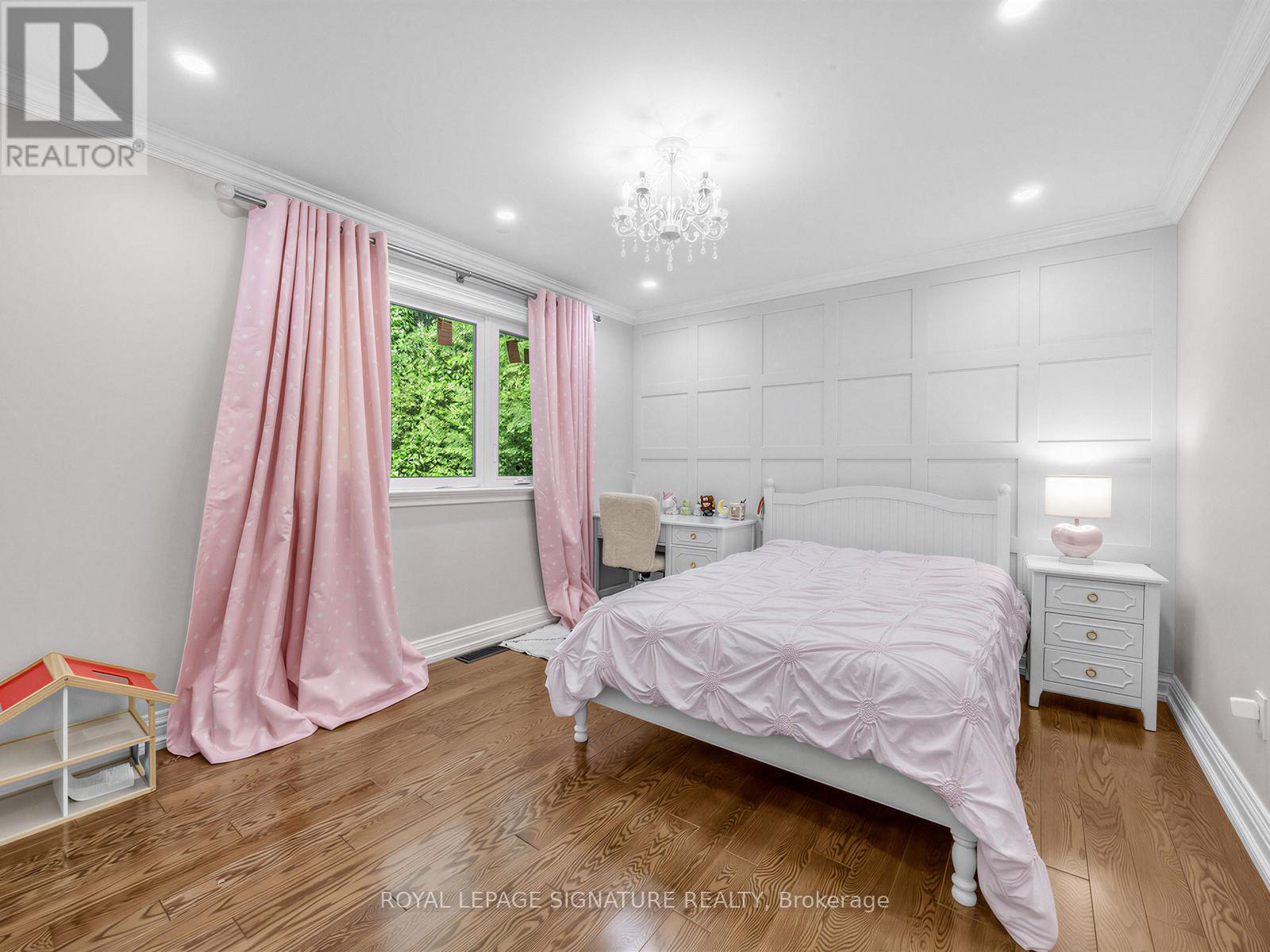 1415 Avonbridge Drive, Mississauga, Ontario  L5G 3G6 - Photo 39 - W13680396