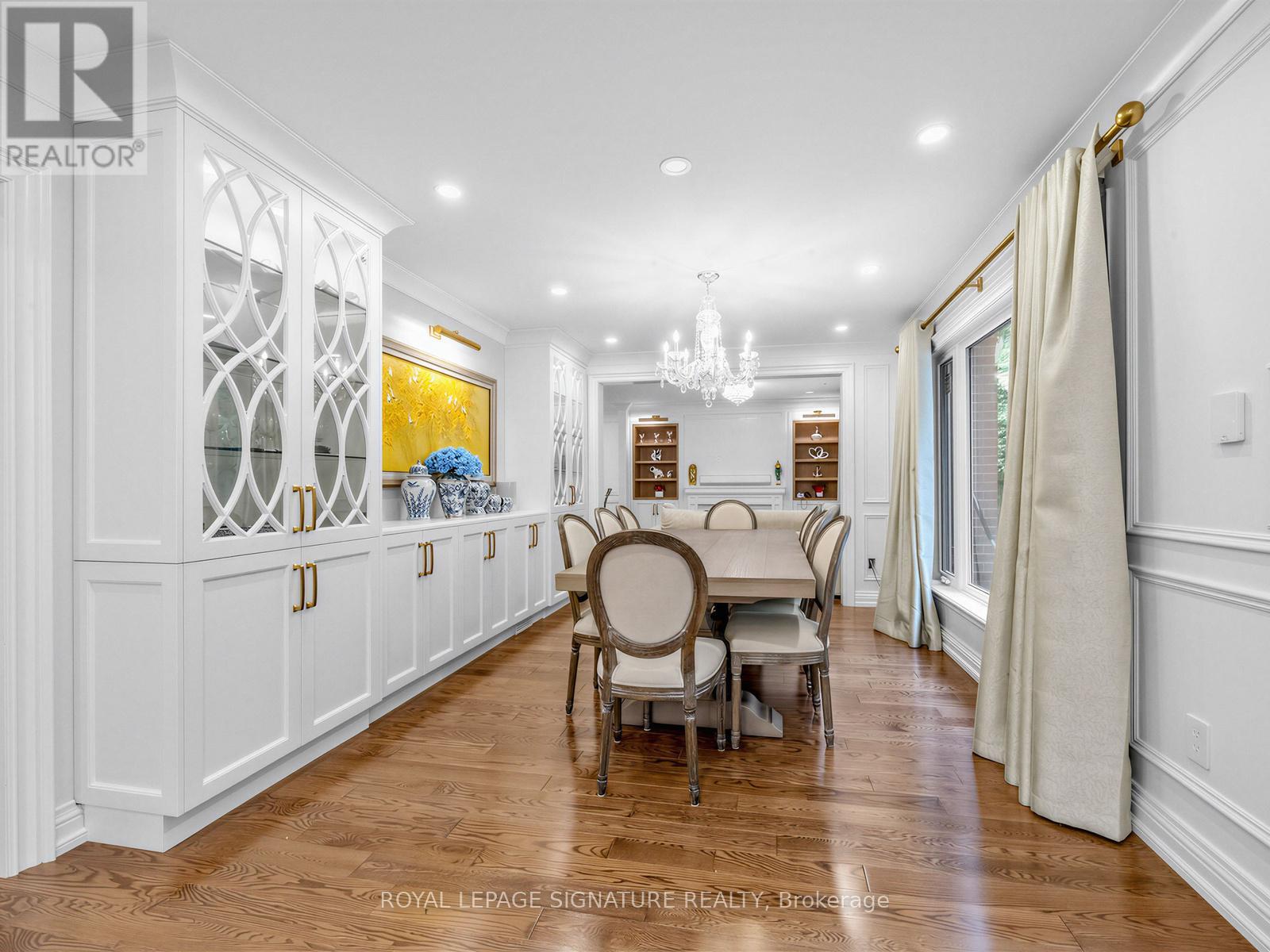 1415 Avonbridge Drive, Mississauga, Ontario  L5G 3G6 - Photo 9 - W13680396