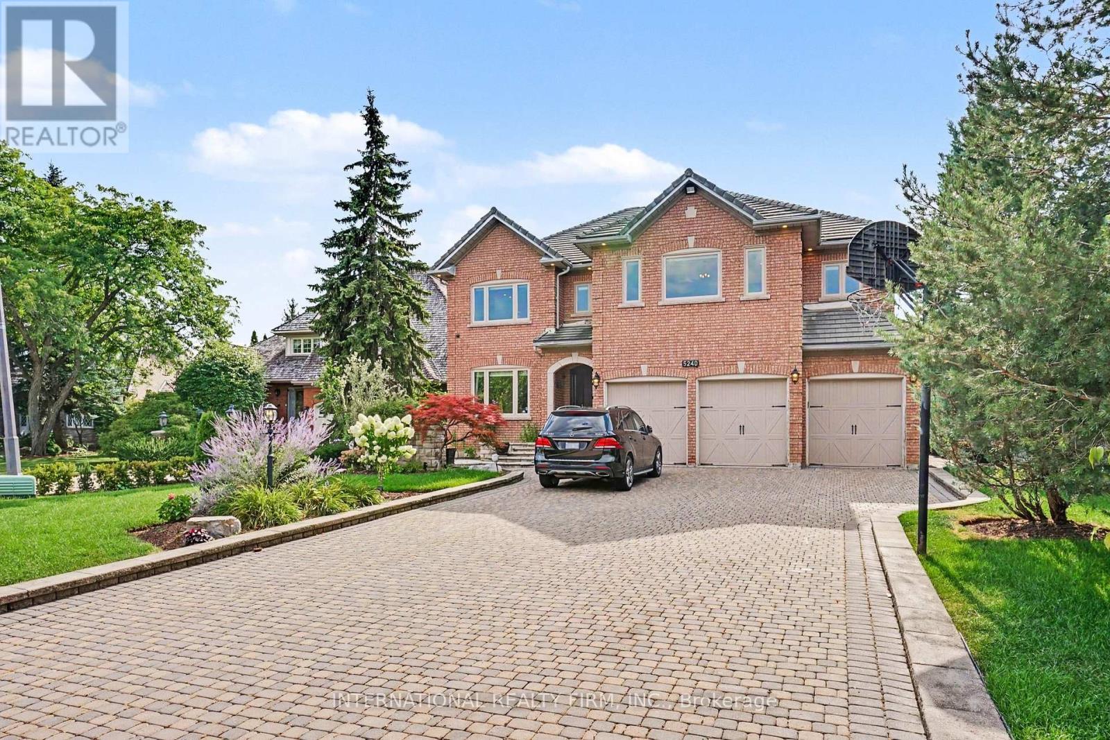 5240 ELMRIDGE DRIVE, Mississauga, Ontario