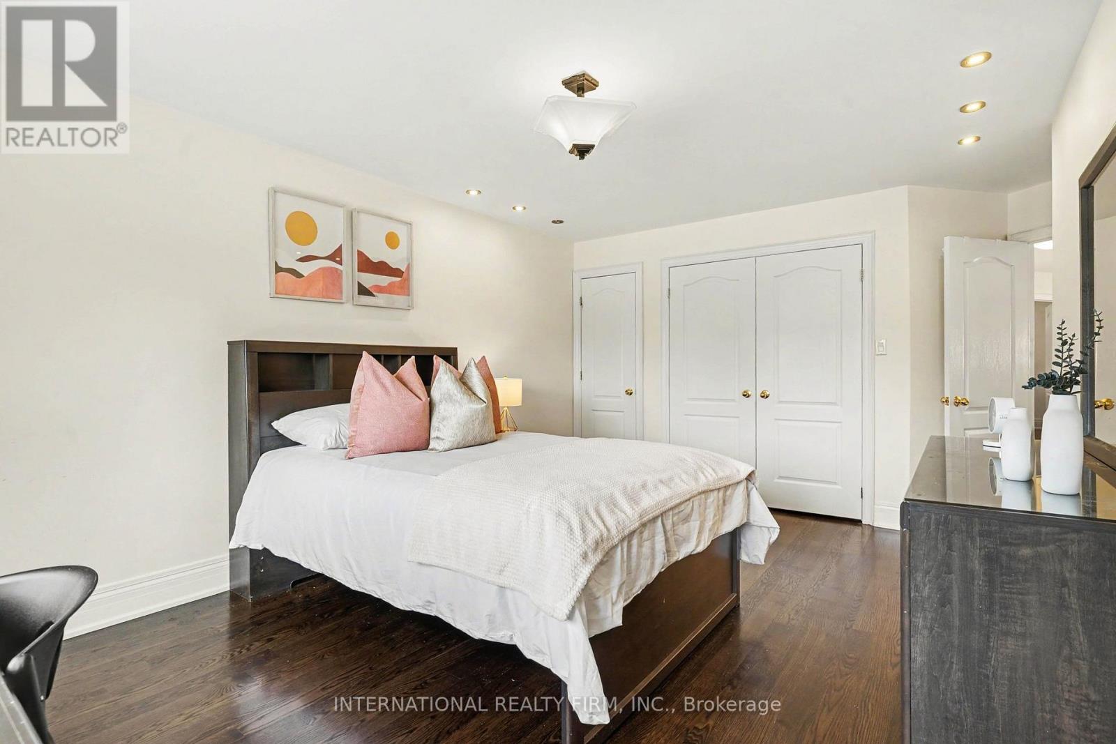 5240 Elmridge Drive, Mississauga, Ontario  L5M 5A4 - Photo 27 - W13680412