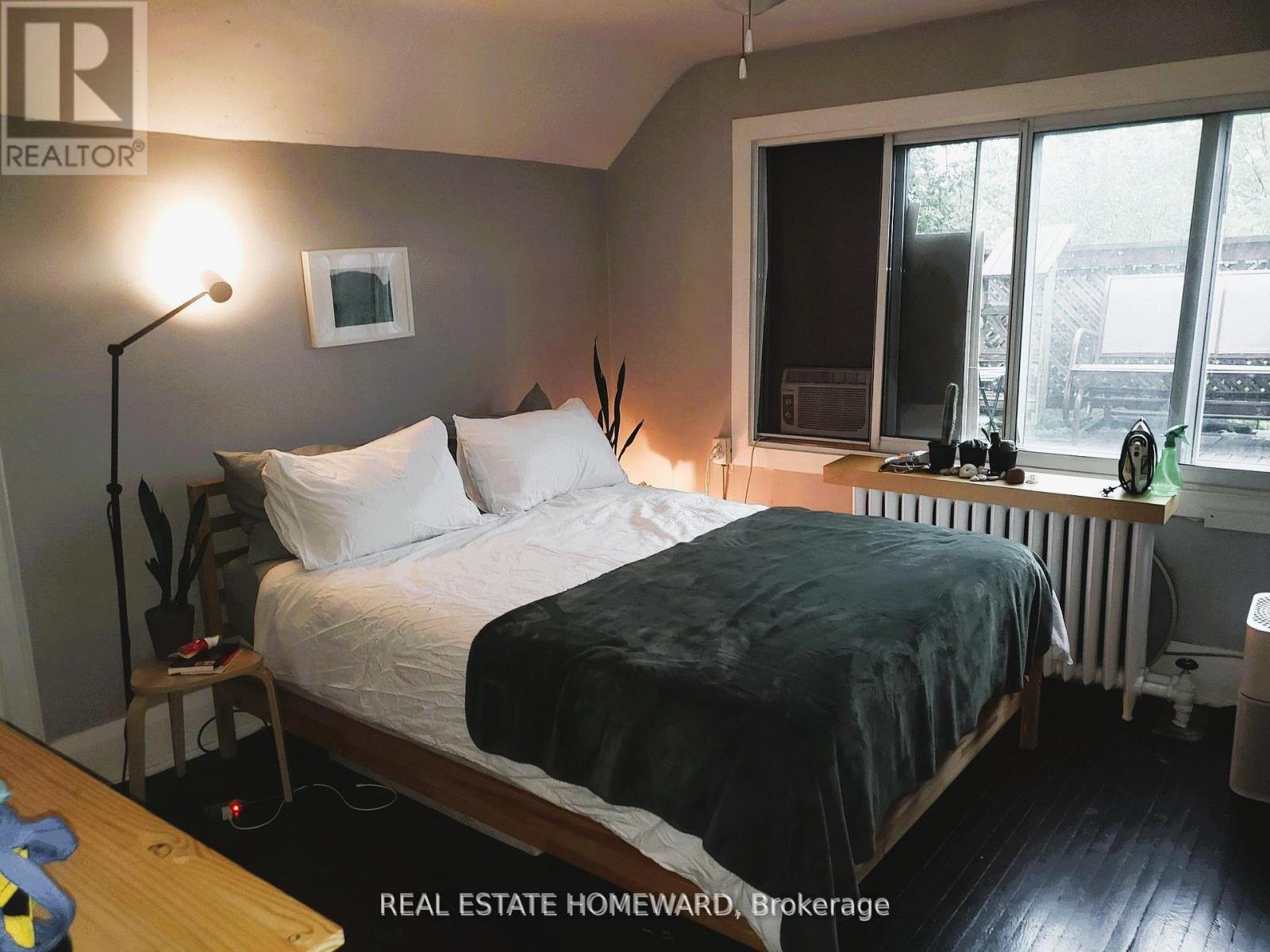 4 - 435 Parkside Drive, Toronto, Ontario  M6R 2Z8 - Photo 11 - W13659710