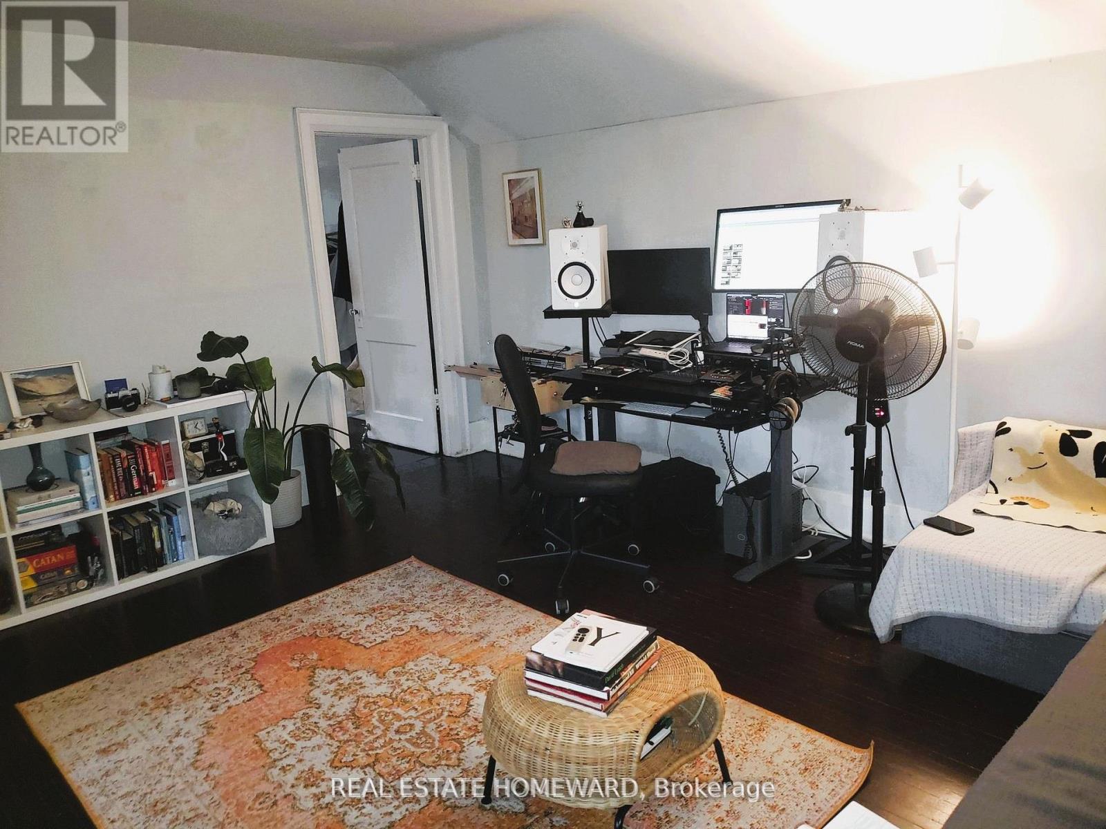 4 - 435 Parkside Drive, Toronto, Ontario  M6R 2Z8 - Photo 8 - W13659710