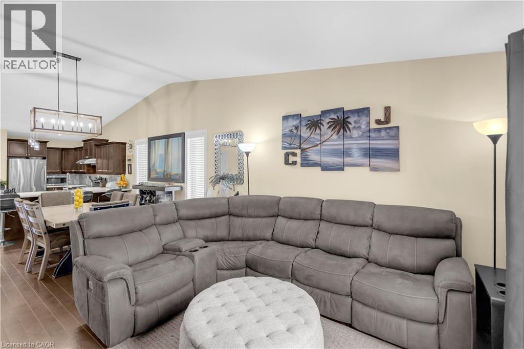 561 Grey Street, Brantford, Ontario  N3S 0C3 - Photo 12 - 40849672