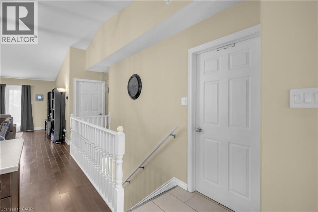 561 Grey Street, Brantford, Ontario  N3S 0C3 - Photo 4 - 40849672