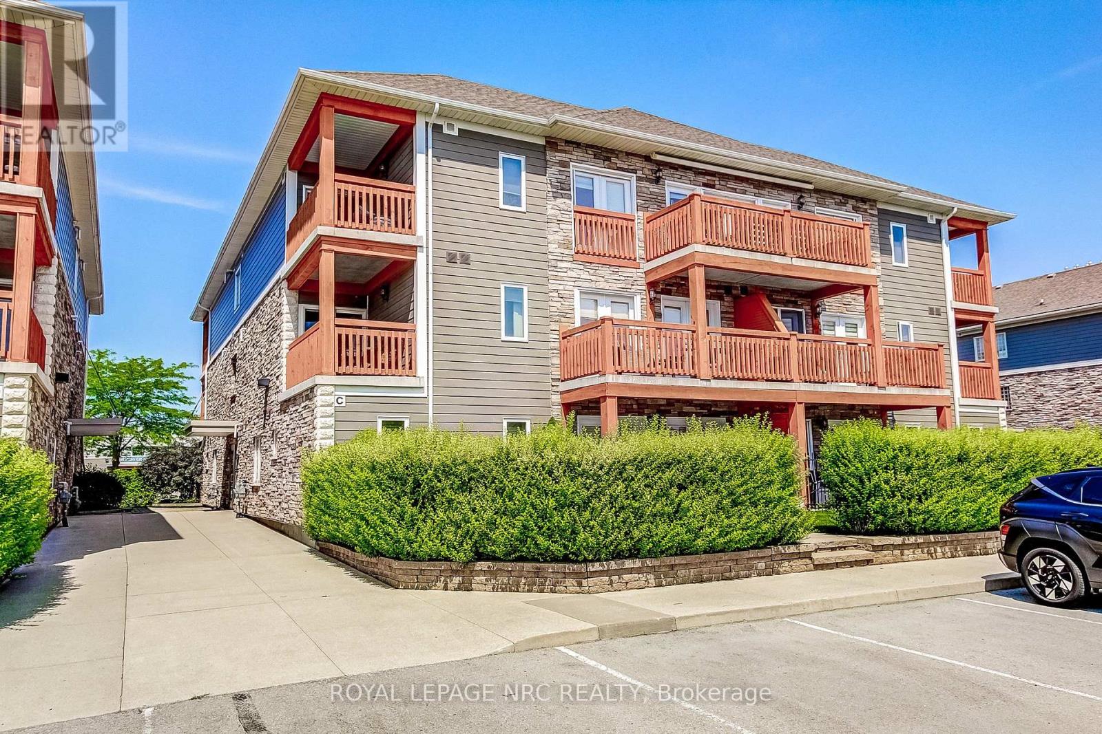 211 - 678 LINE 2 ROAD, Niagara-on-the-Lake, Ontario