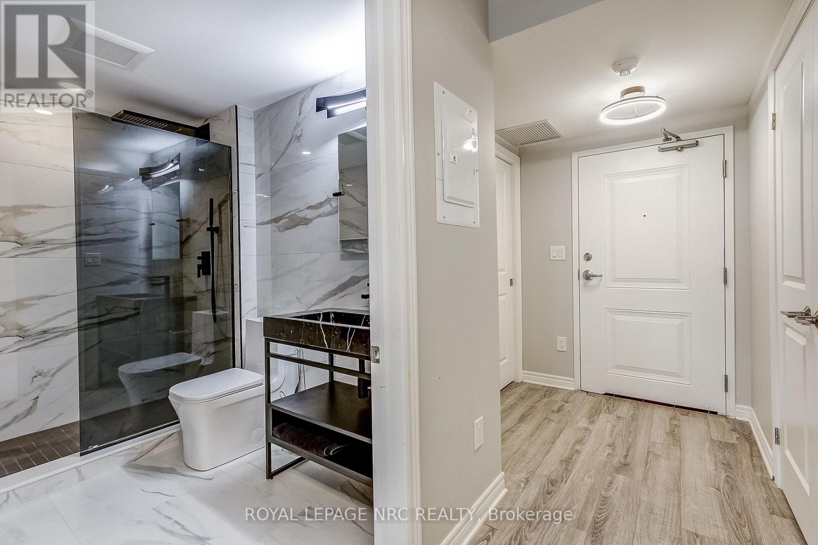 211 - 678 Line 2 Road, Niagara-On-The-Lake, Ontario  L0S 1T0 - Photo 8 - X13680426
