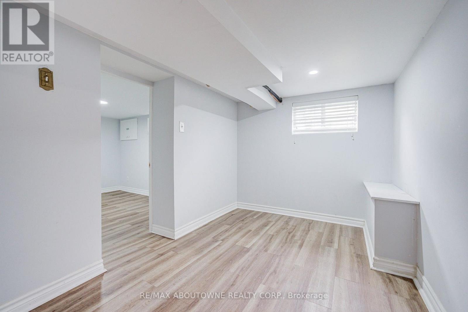 13 Broadview Avenue, Mississauga, Ontario  L5H 2S8 - Photo 34 - W13674026