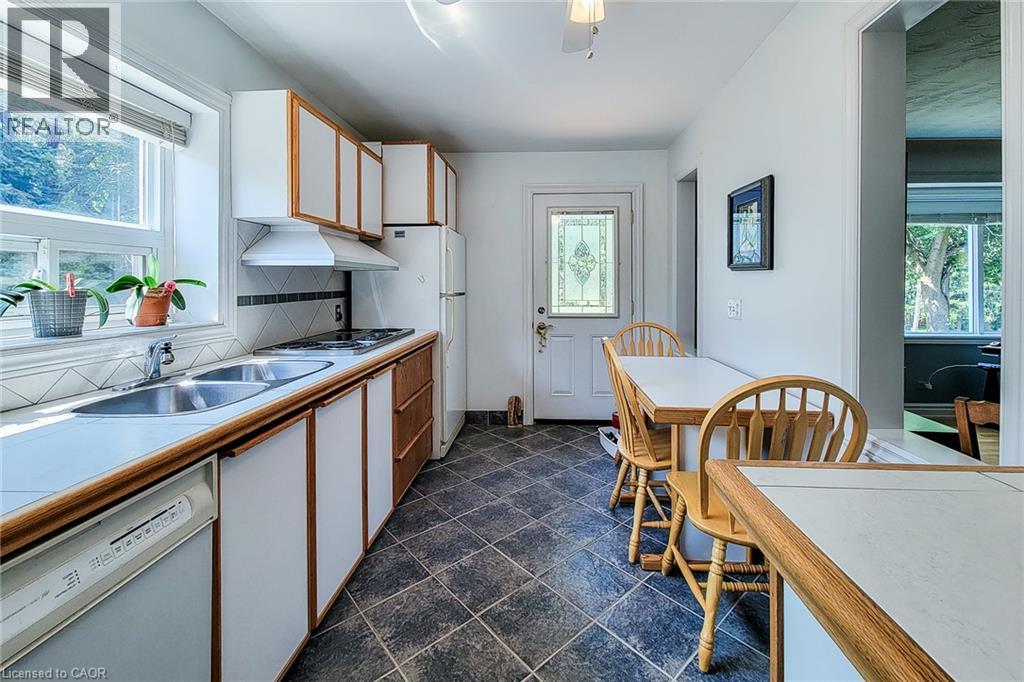 42 Lake Avenue N, Hamilton, Ontario  L8E 1L3 - Photo 19 - 40856112