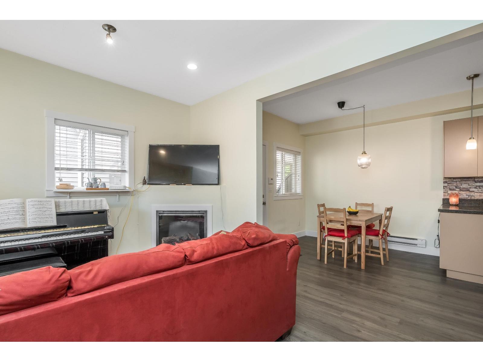 D2 19319 72 Avenue, Surrey, British Columbia  V4N 5X9 - Photo 10 - R3155576