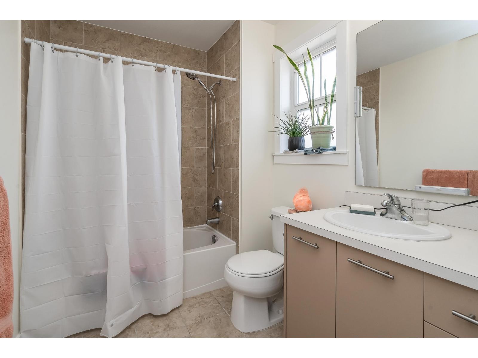 D2 19319 72 Avenue, Surrey, British Columbia  V4N 5X9 - Photo 18 - R3155576