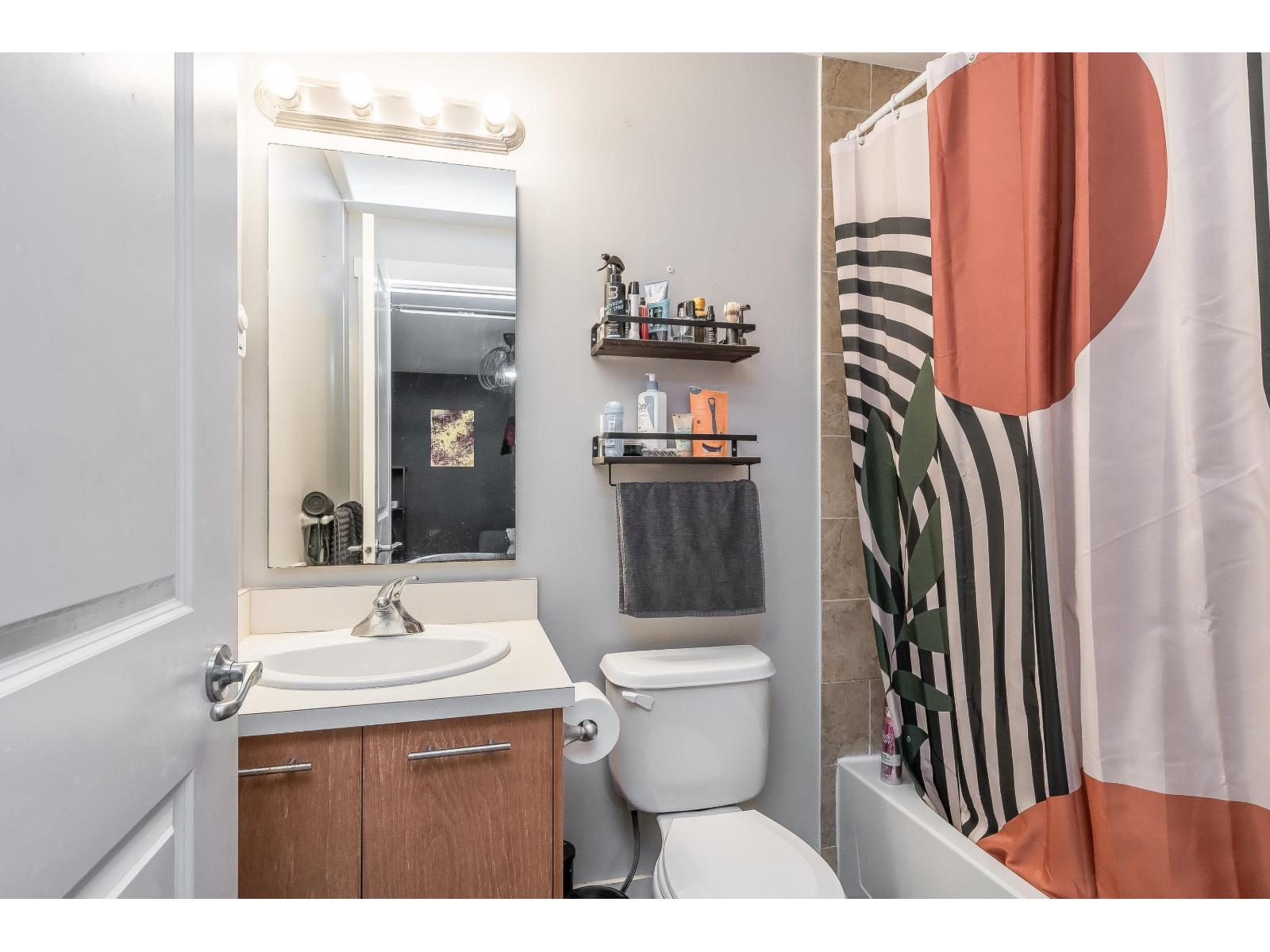 D2 19319 72 Avenue, Surrey, British Columbia  V4N 5X9 - Photo 26 - R3155576