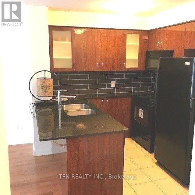 5793 Yonge Street, Toronto, Ontario  M2M 0A9 - Photo 2 - C13680434